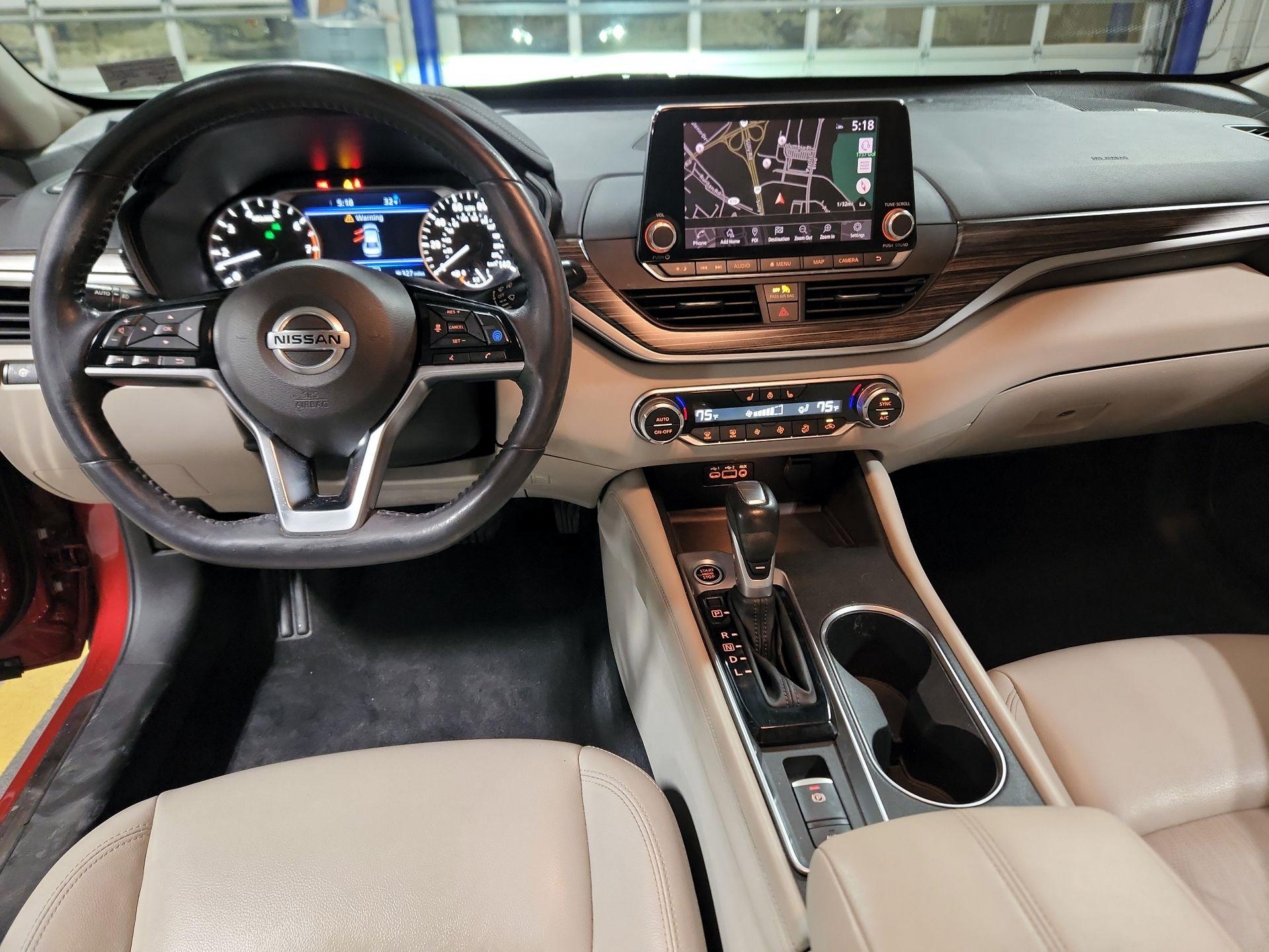 Thumbnail: 2019 Nissan Altima - 8