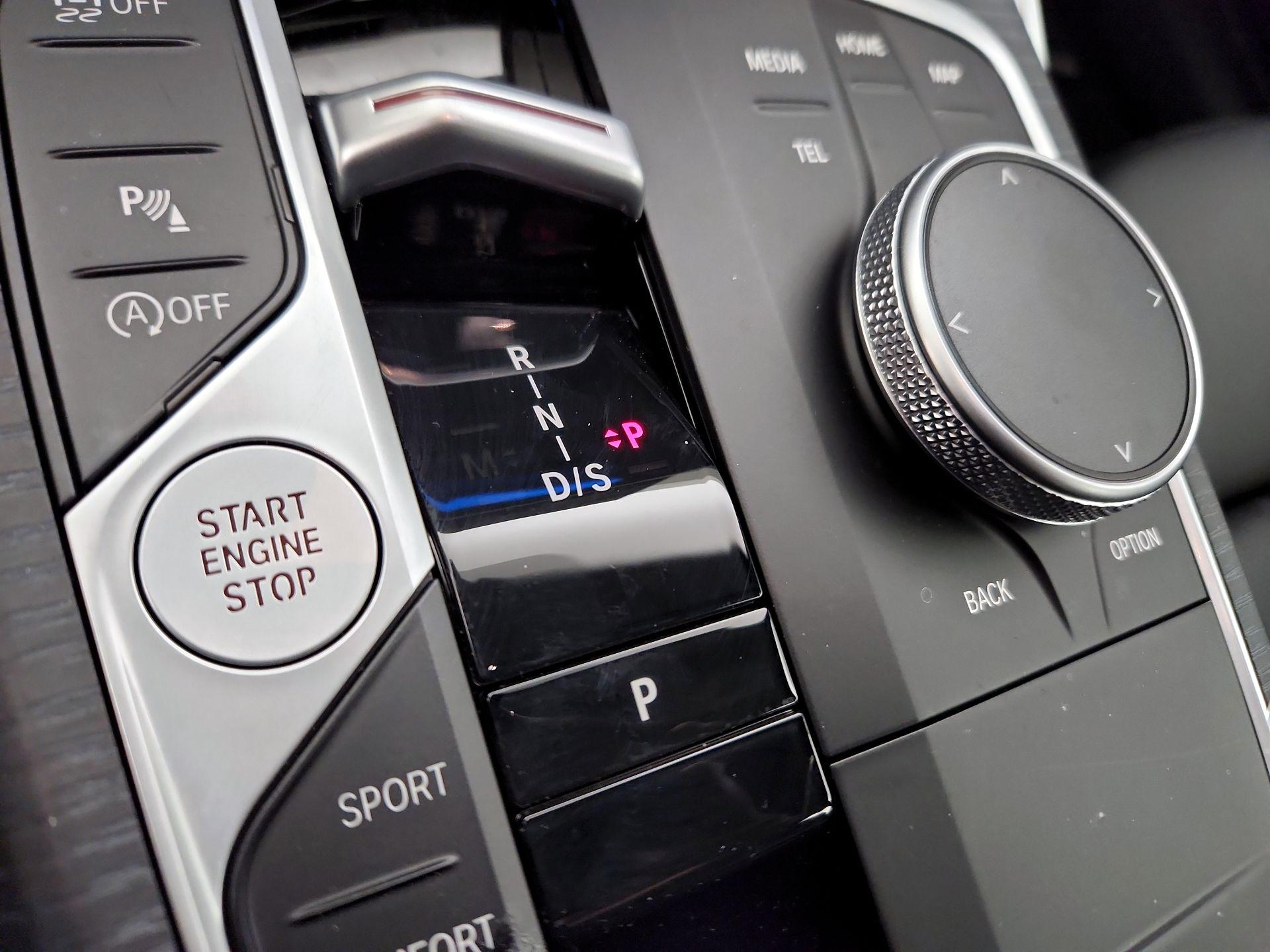 Thumbnail: 2025 BMW 3 Series - 18