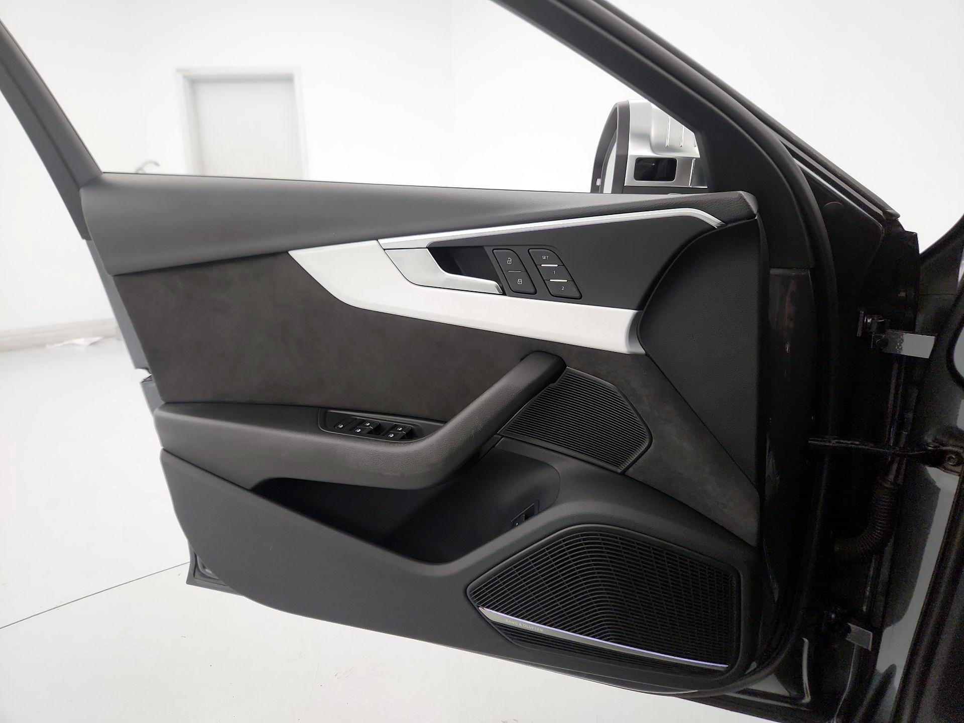 Thumbnail: 2018 Audi S4 - 12