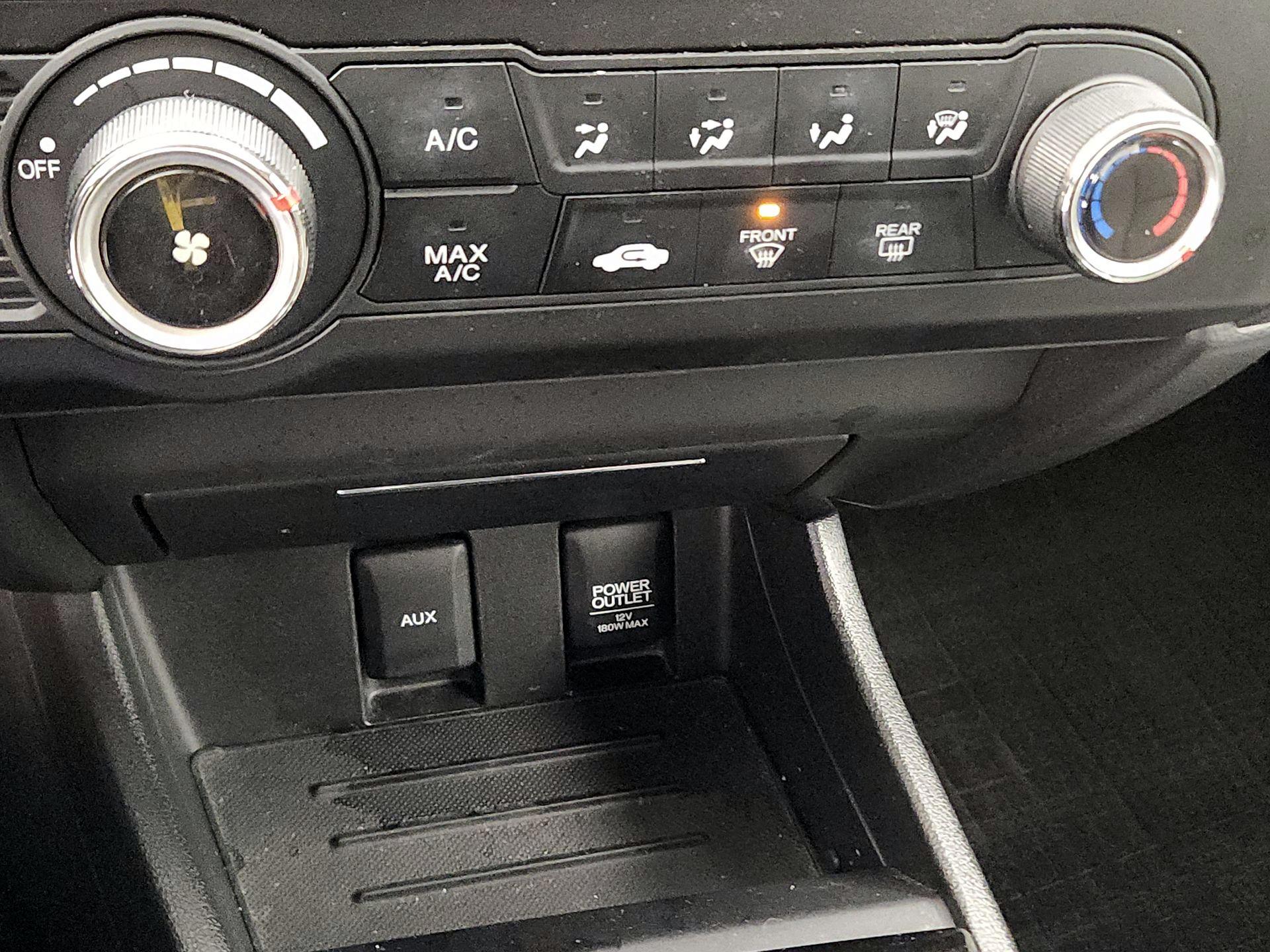 Thumbnail: 2015 Honda Civic - 16