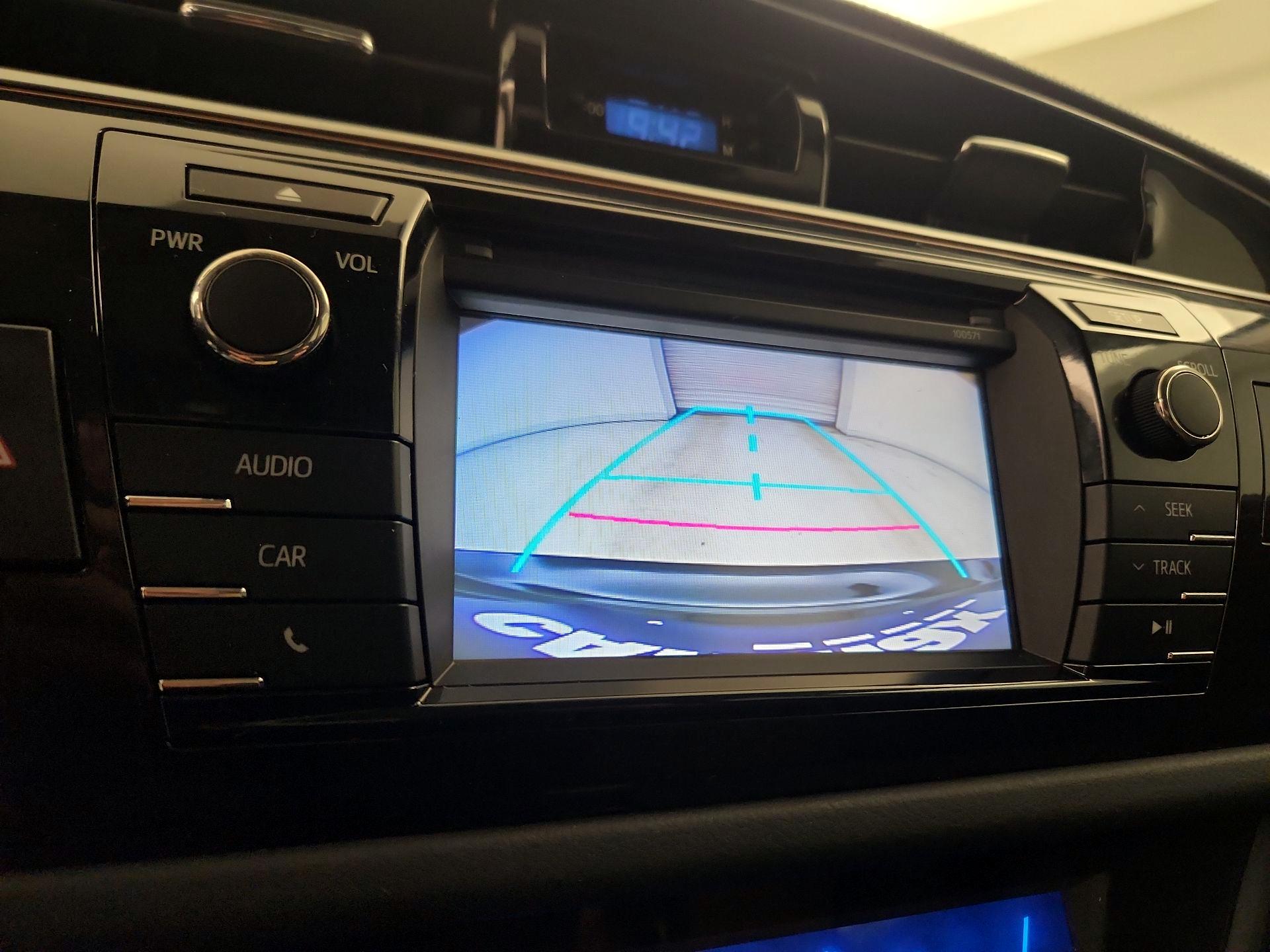 Thumbnail: 2016 Toyota Corolla - 12