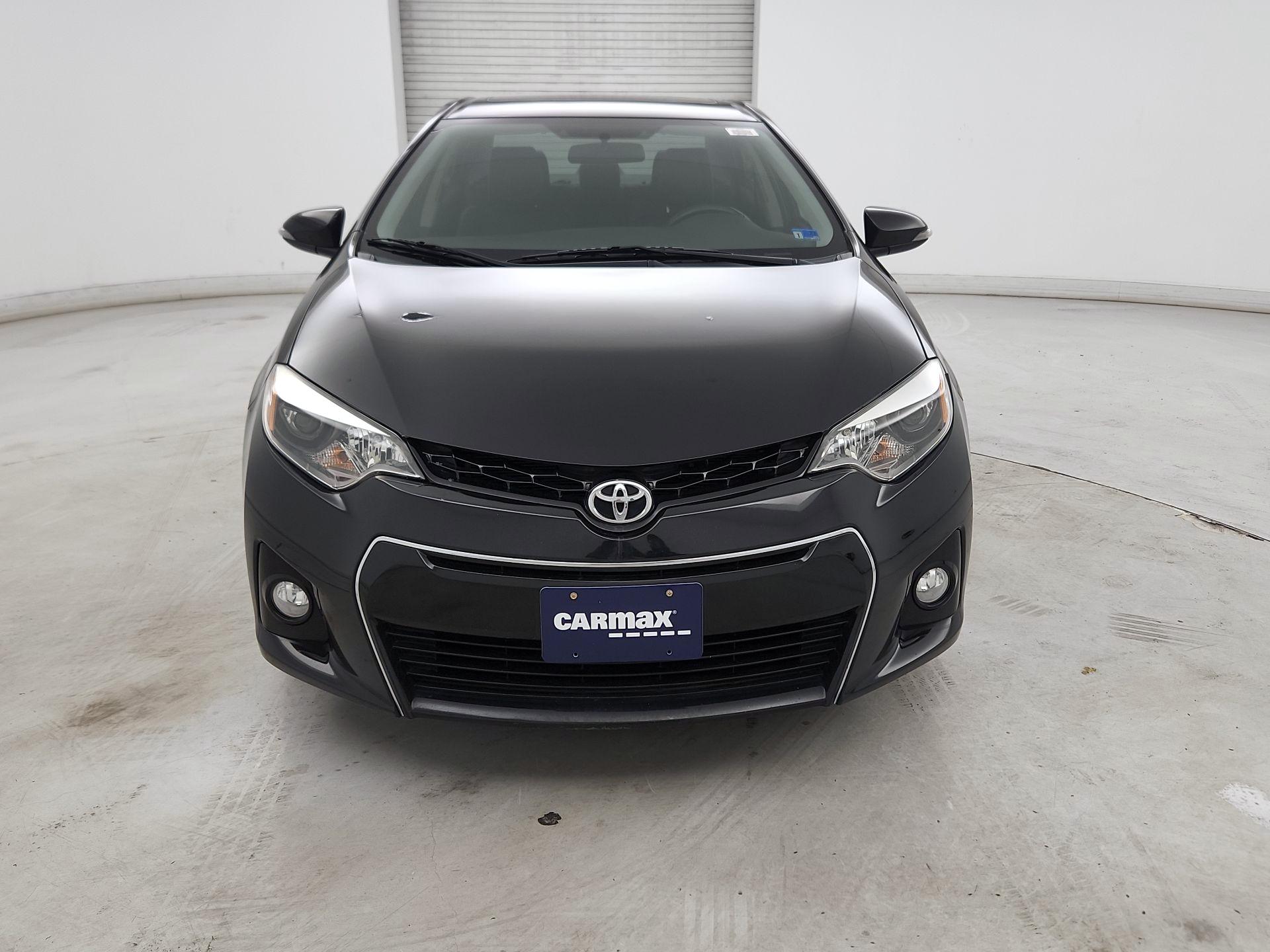 Thumbnail: 2016 Toyota Corolla - 2