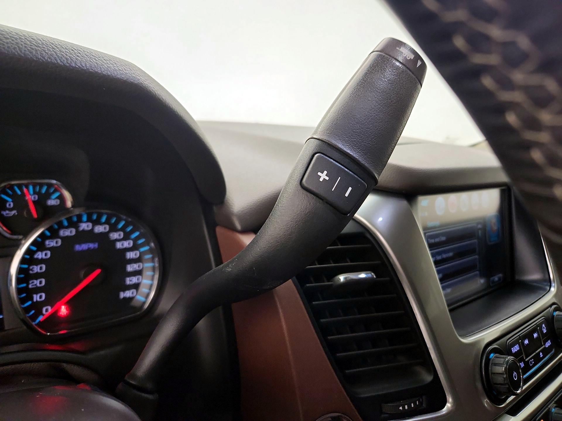 Thumbnail: 2019 Chevrolet Tahoe - 17