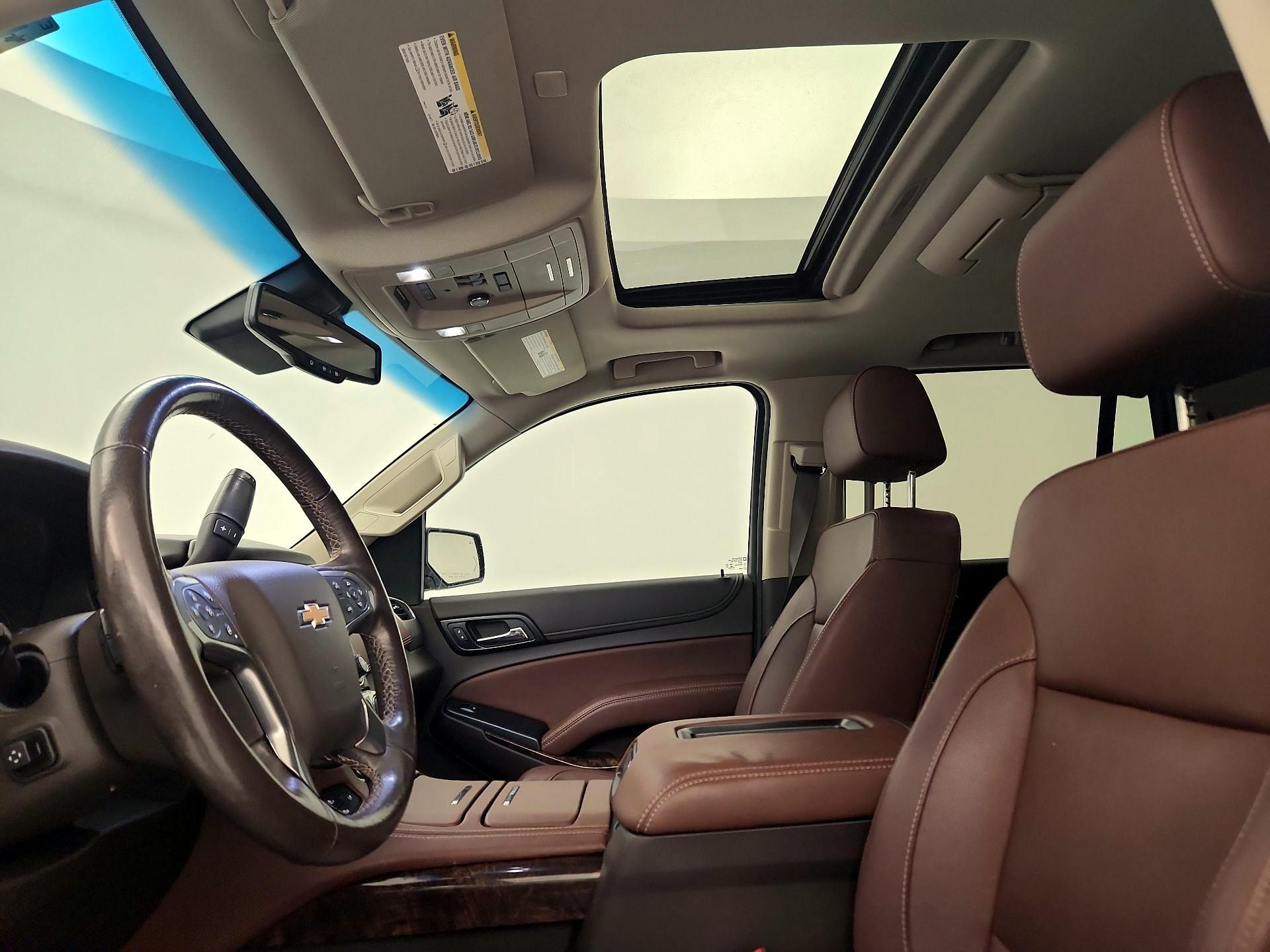 Thumbnail: 2019 Chevrolet Tahoe - 19