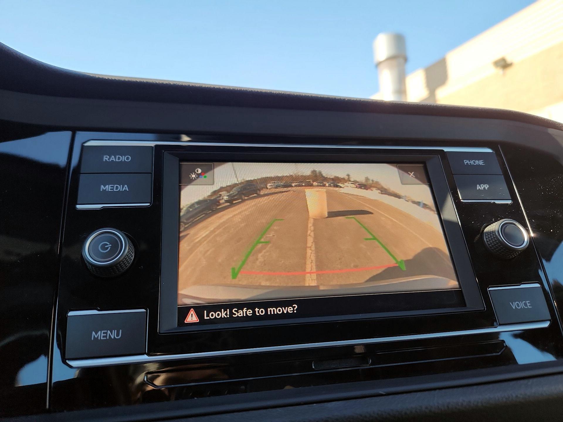 Thumbnail: 2021 Volkswagen Jetta - 12