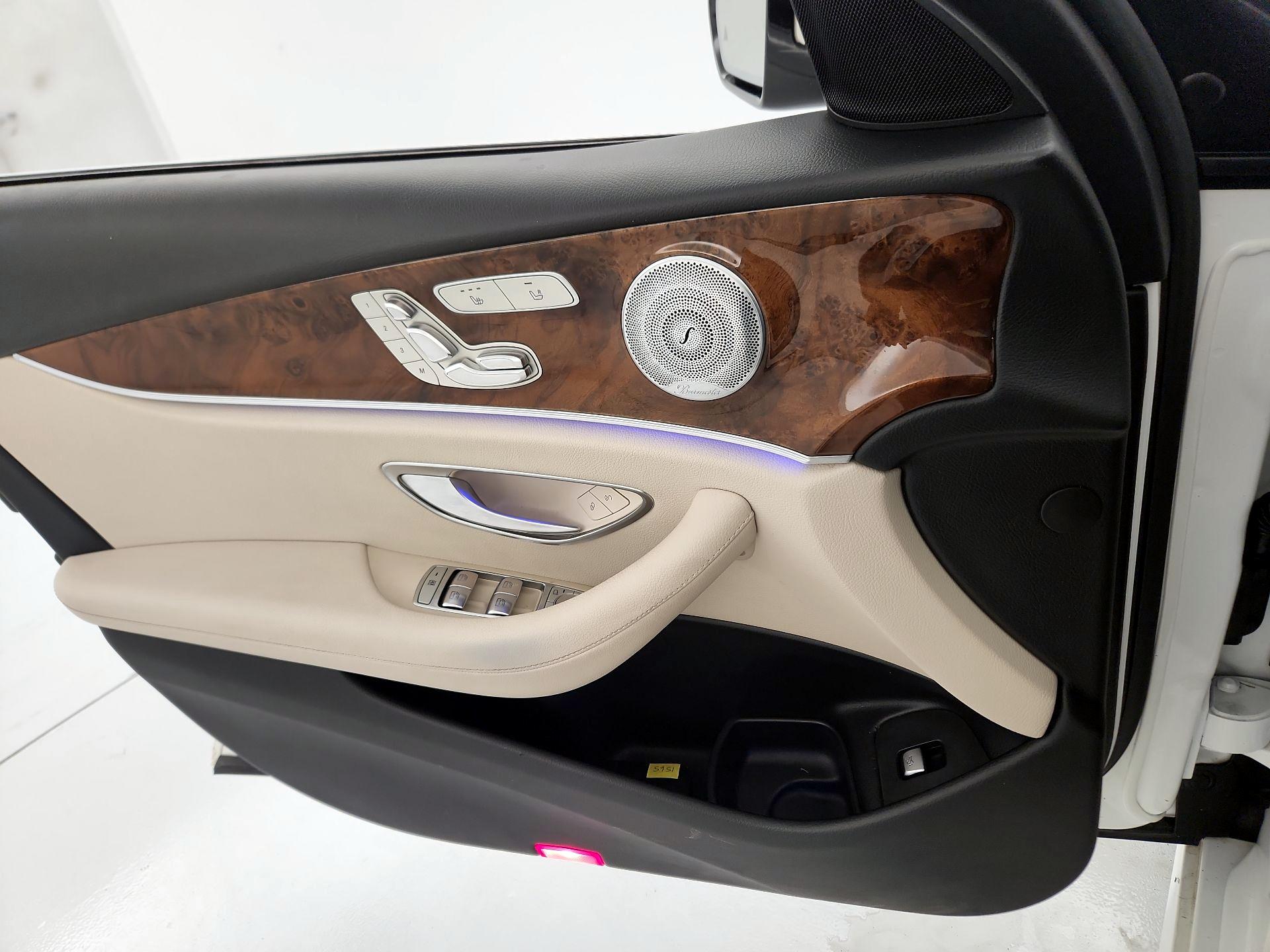 Thumbnail: 2017 Mercedes-Benz E-Class - 12