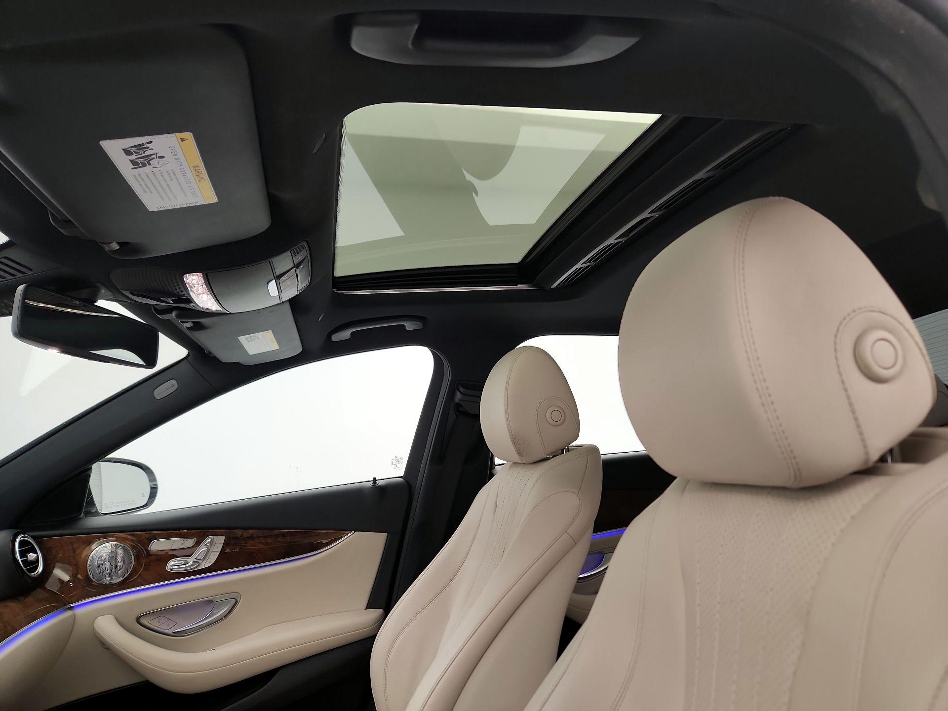 Thumbnail: 2017 Mercedes-Benz E-Class - 20