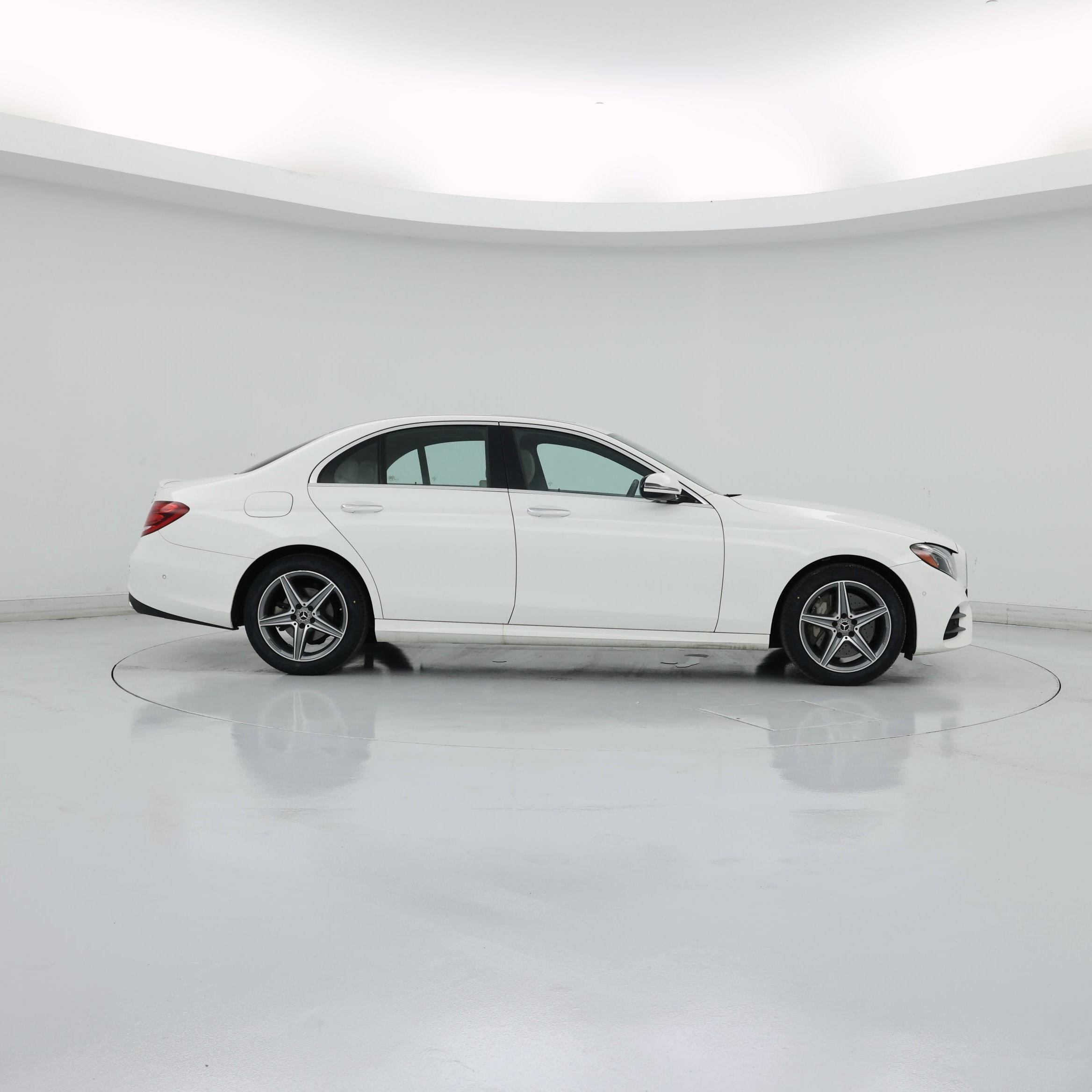 Thumbnail: 2017 Mercedes-Benz E-Class - 7