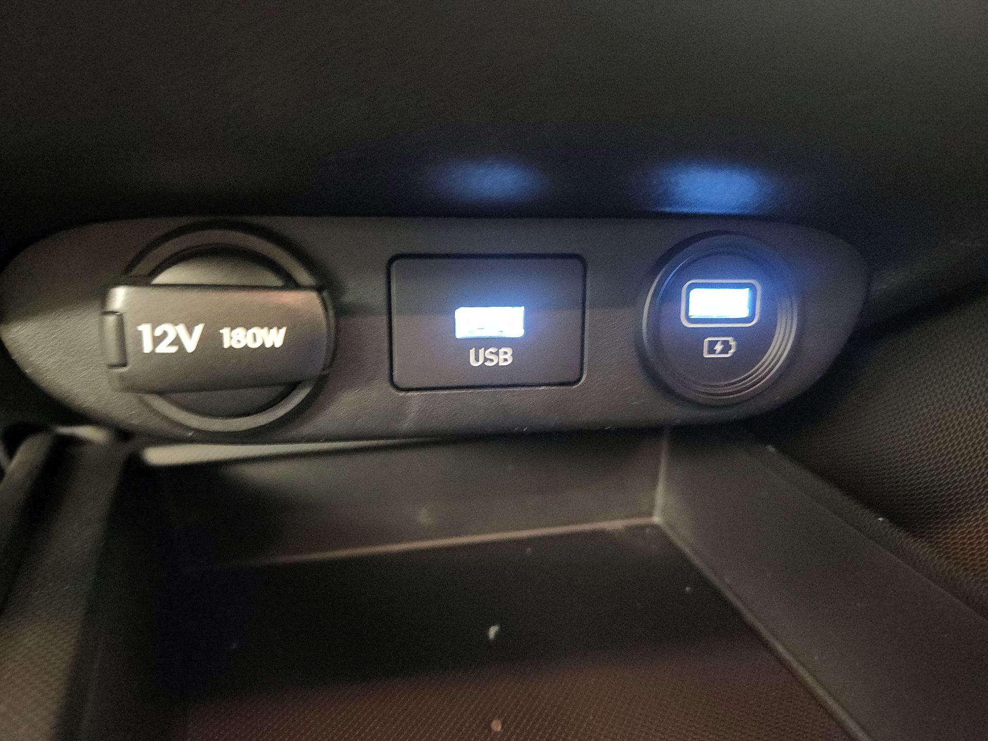 Thumbnail: 2023 Hyundai Elantra - 18