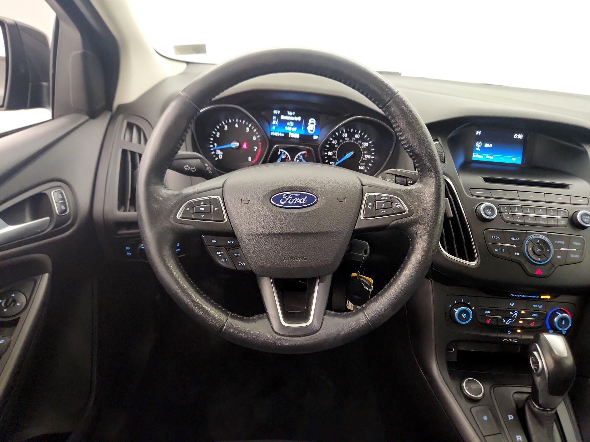 Thumbnail: 2016 Ford Focus - 10