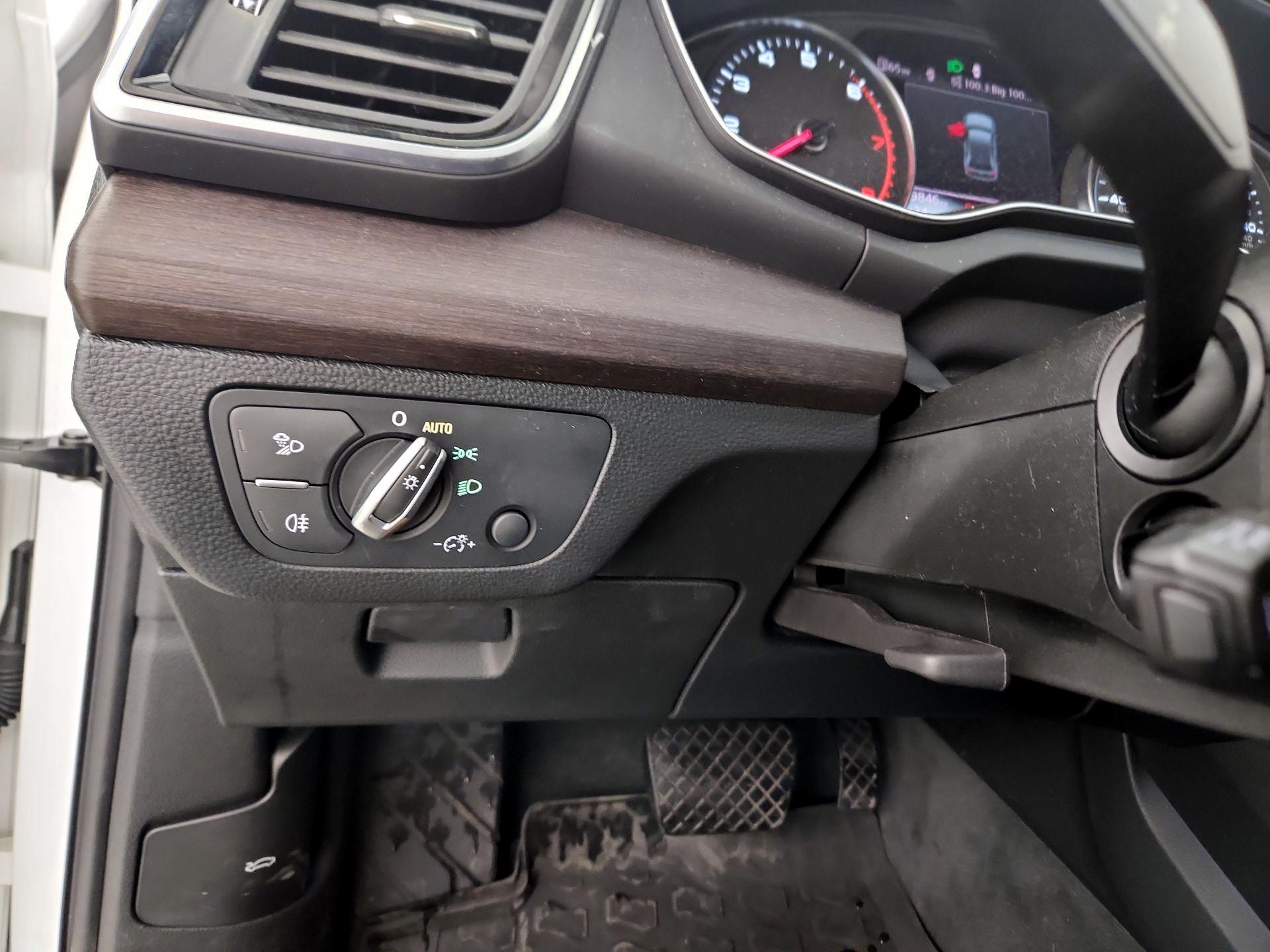 Thumbnail: 2021 Audi Q5 - 13