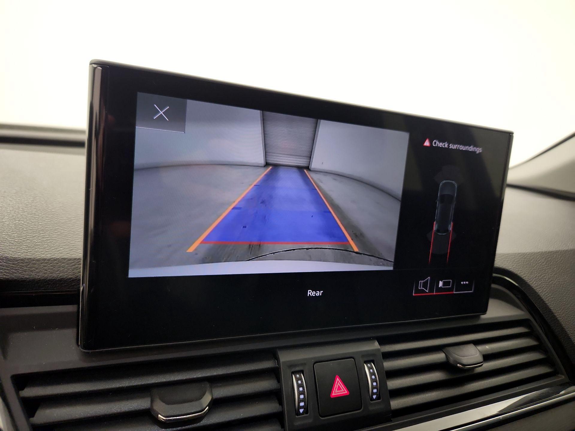 Thumbnail: 2021 Audi Q5 - 14