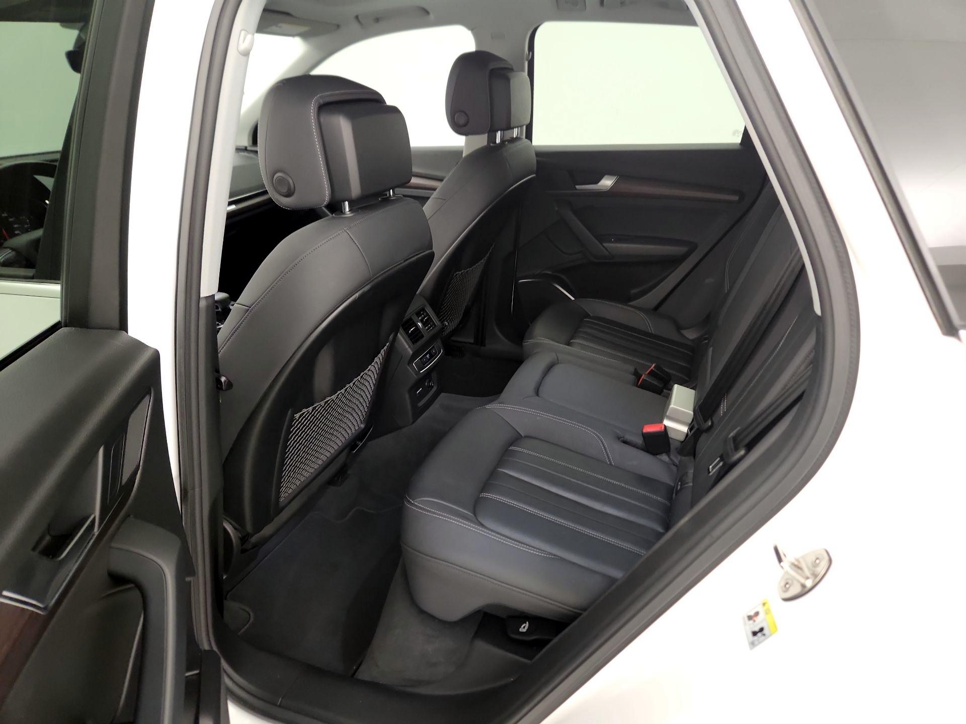 Thumbnail: 2021 Audi Q5 - 19