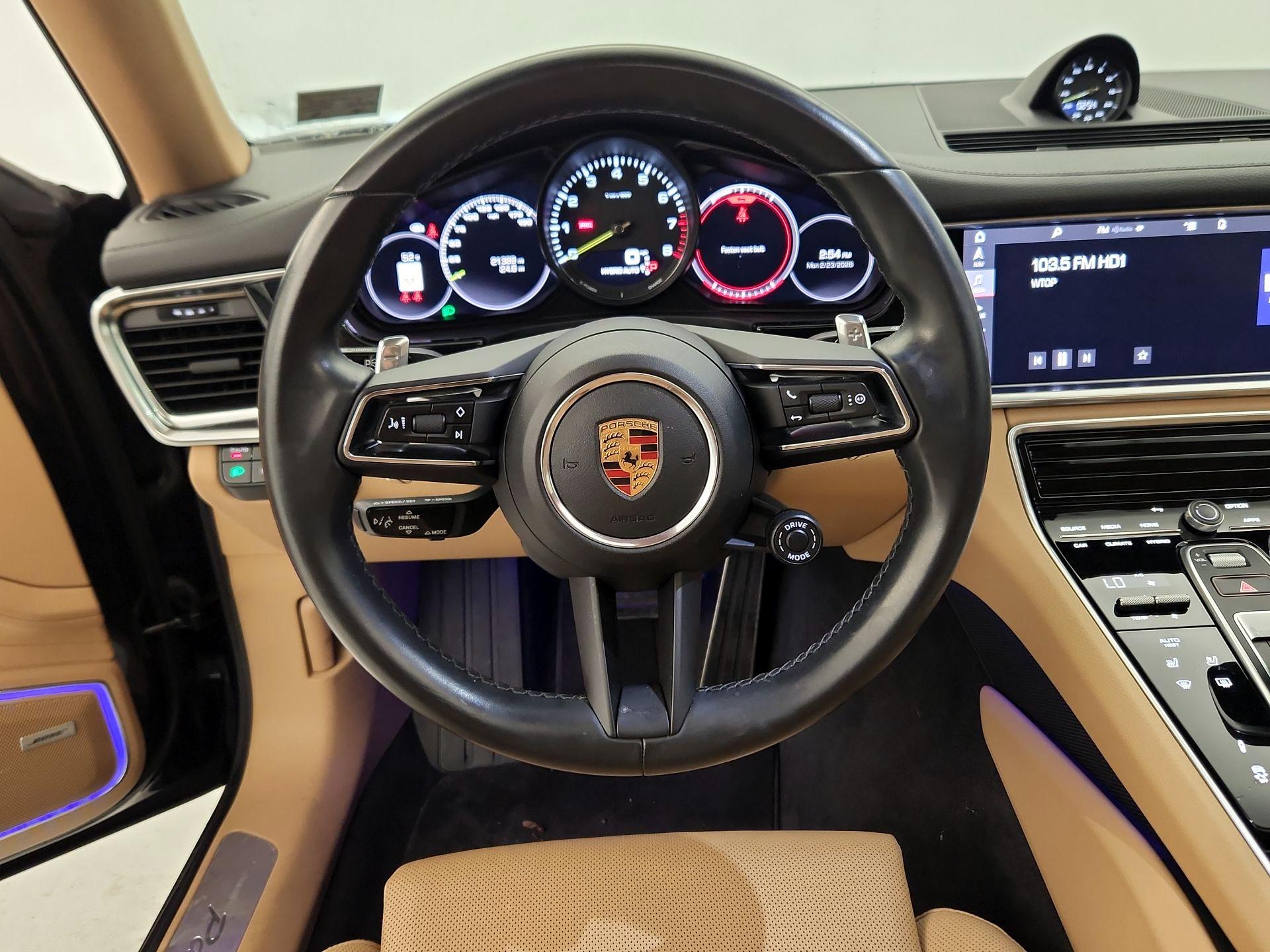 Thumbnail: 2021 Porsche Panamera - 10