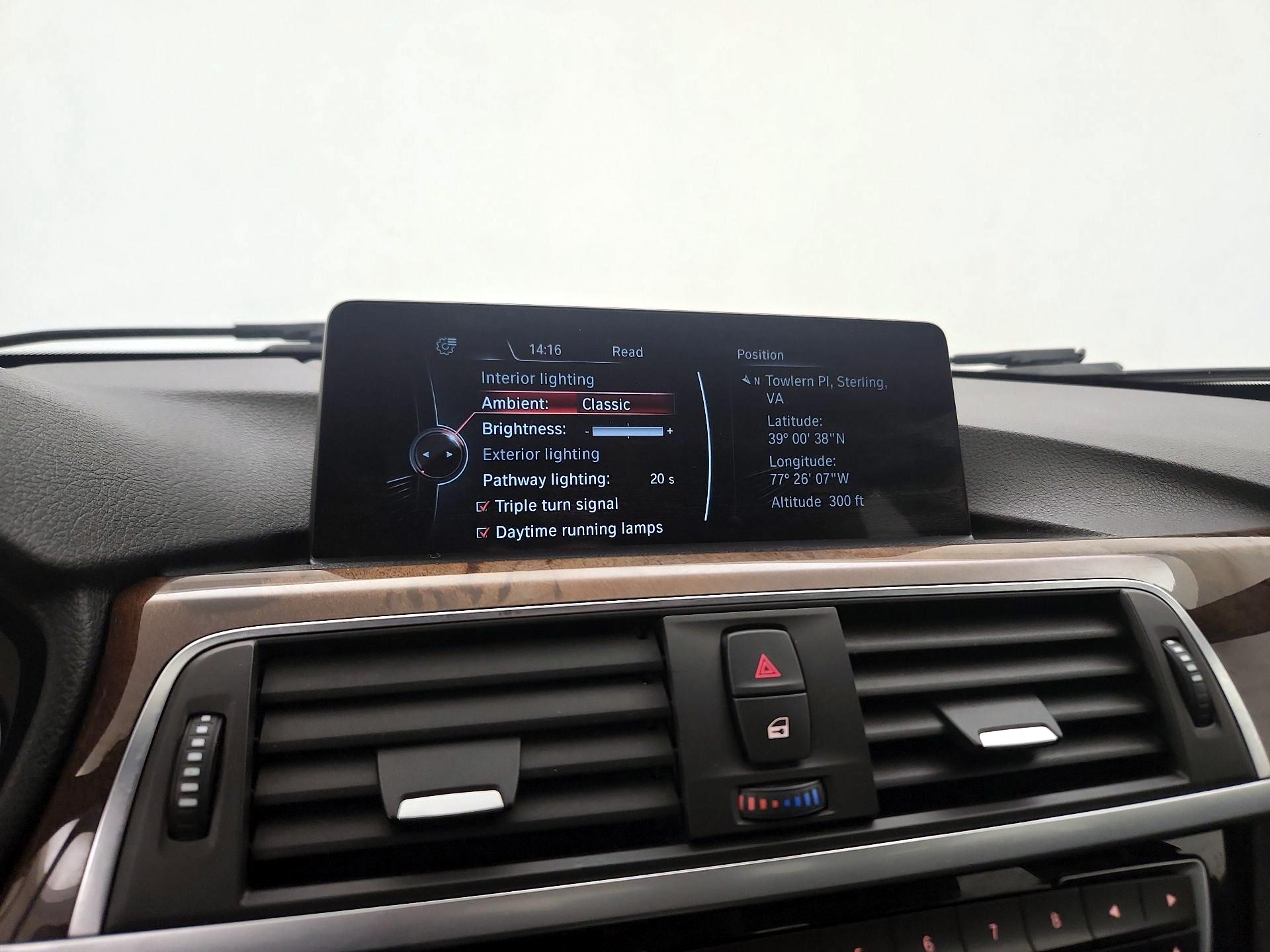 Thumbnail: 2016 BMW 3 Series - 15