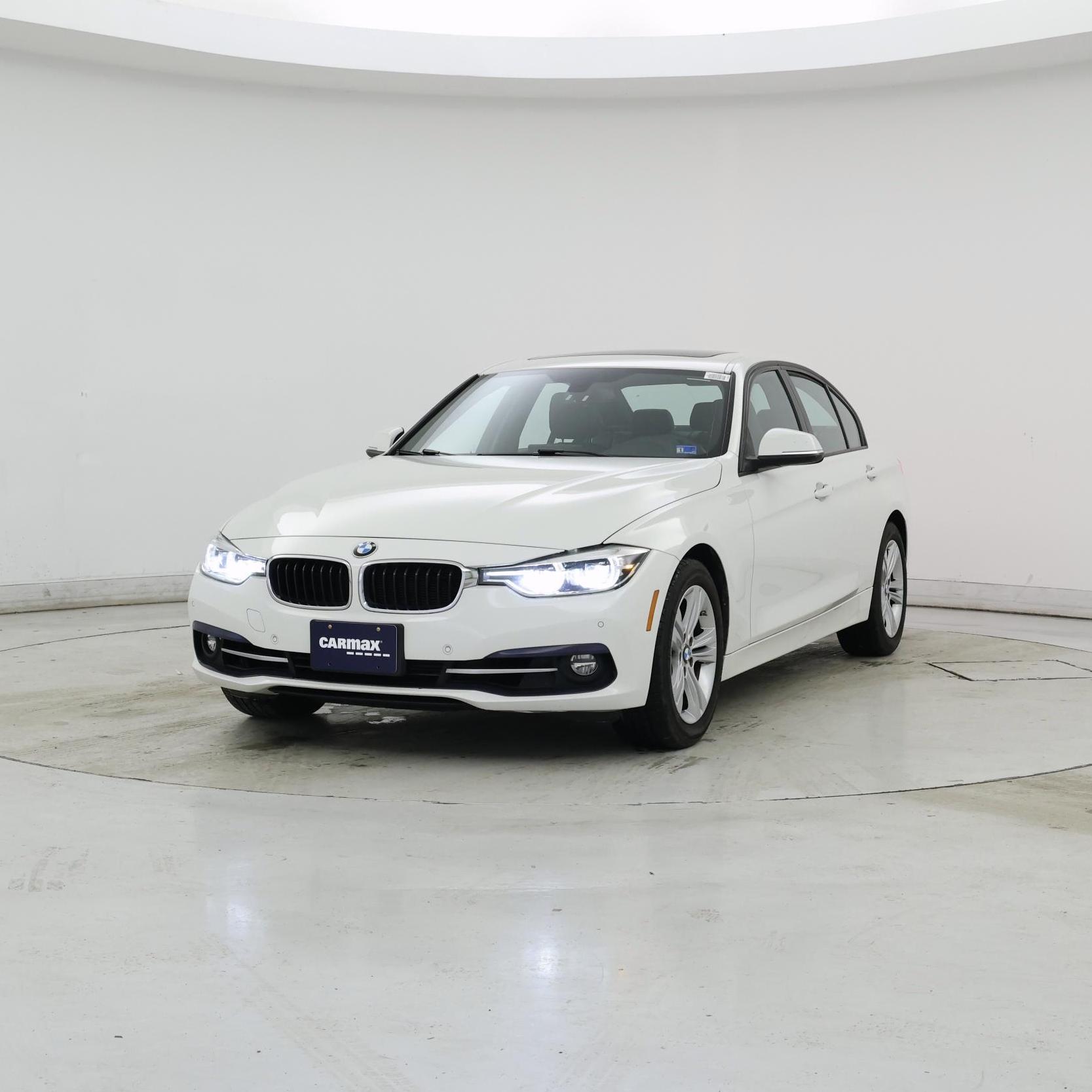 Thumbnail: 2016 BMW 3 Series - 4