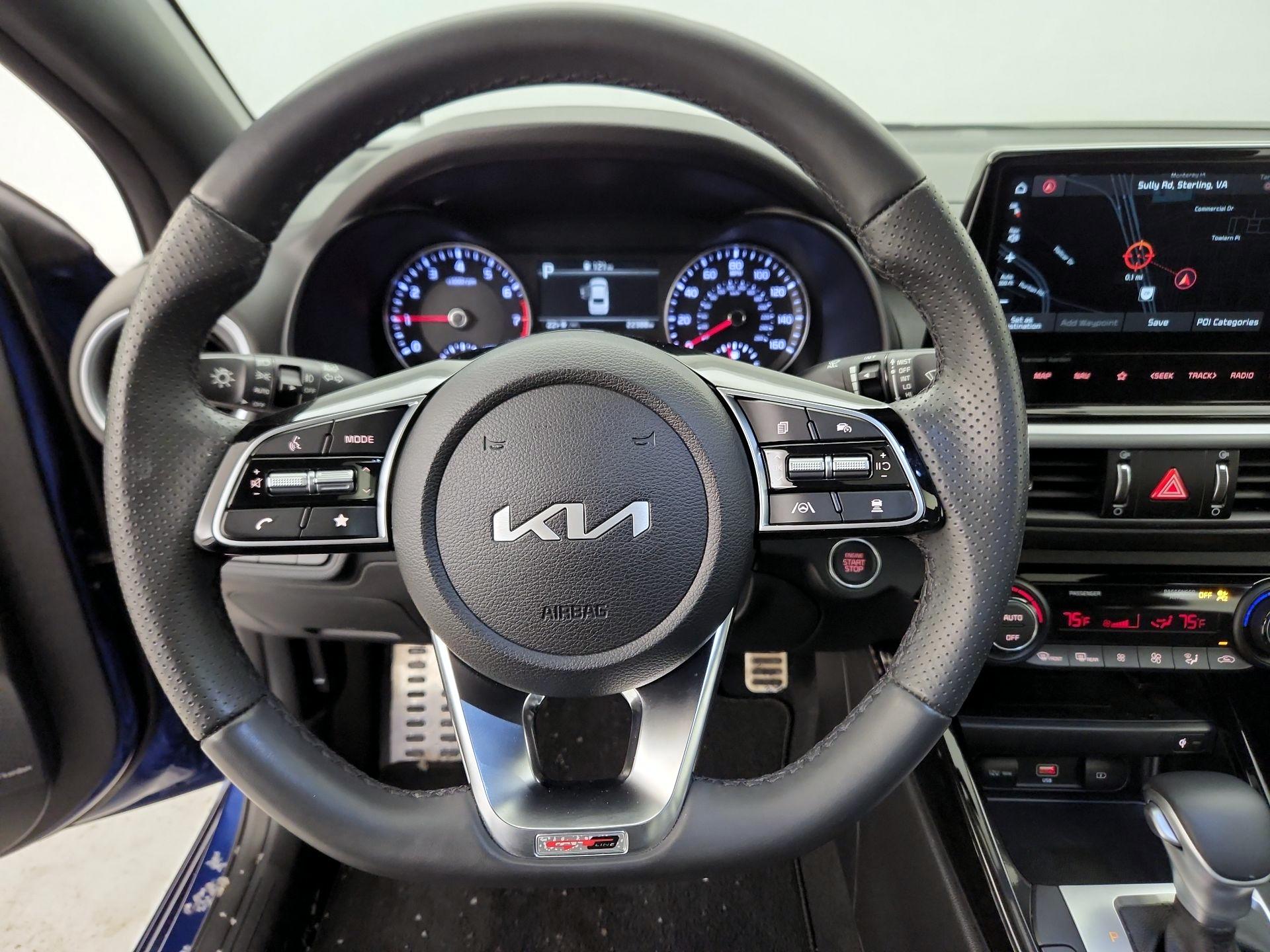 Thumbnail: 2024 Kia Forte - 10