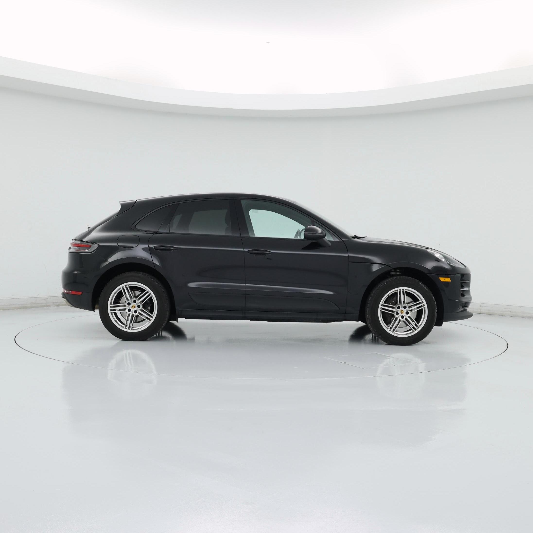 Thumbnail: 2021 Porsche Macan - 7