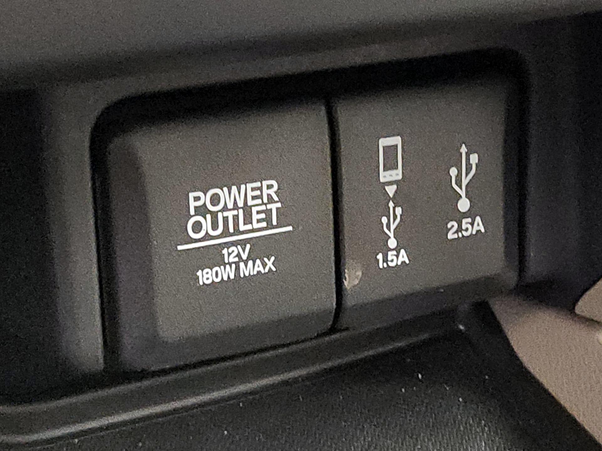 Thumbnail: 2017 Honda Pilot - 19