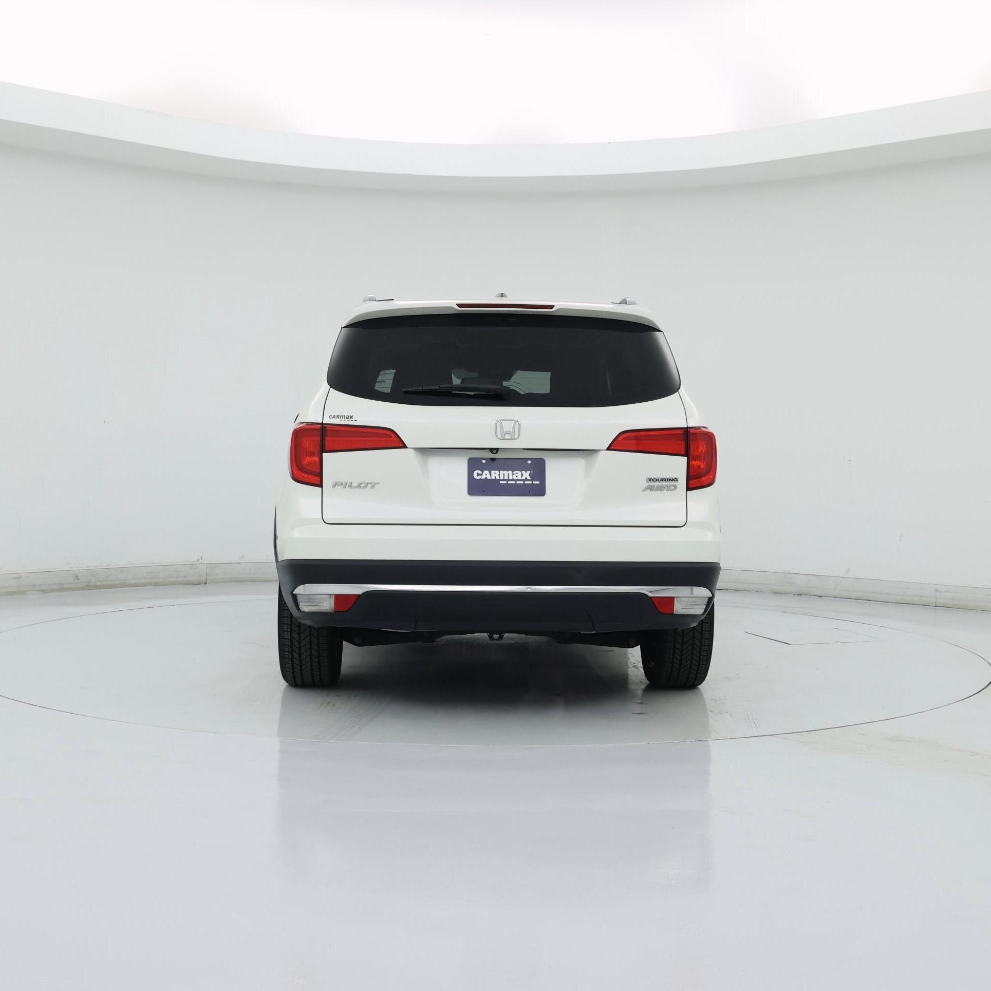 Thumbnail: 2017 Honda Pilot - 6