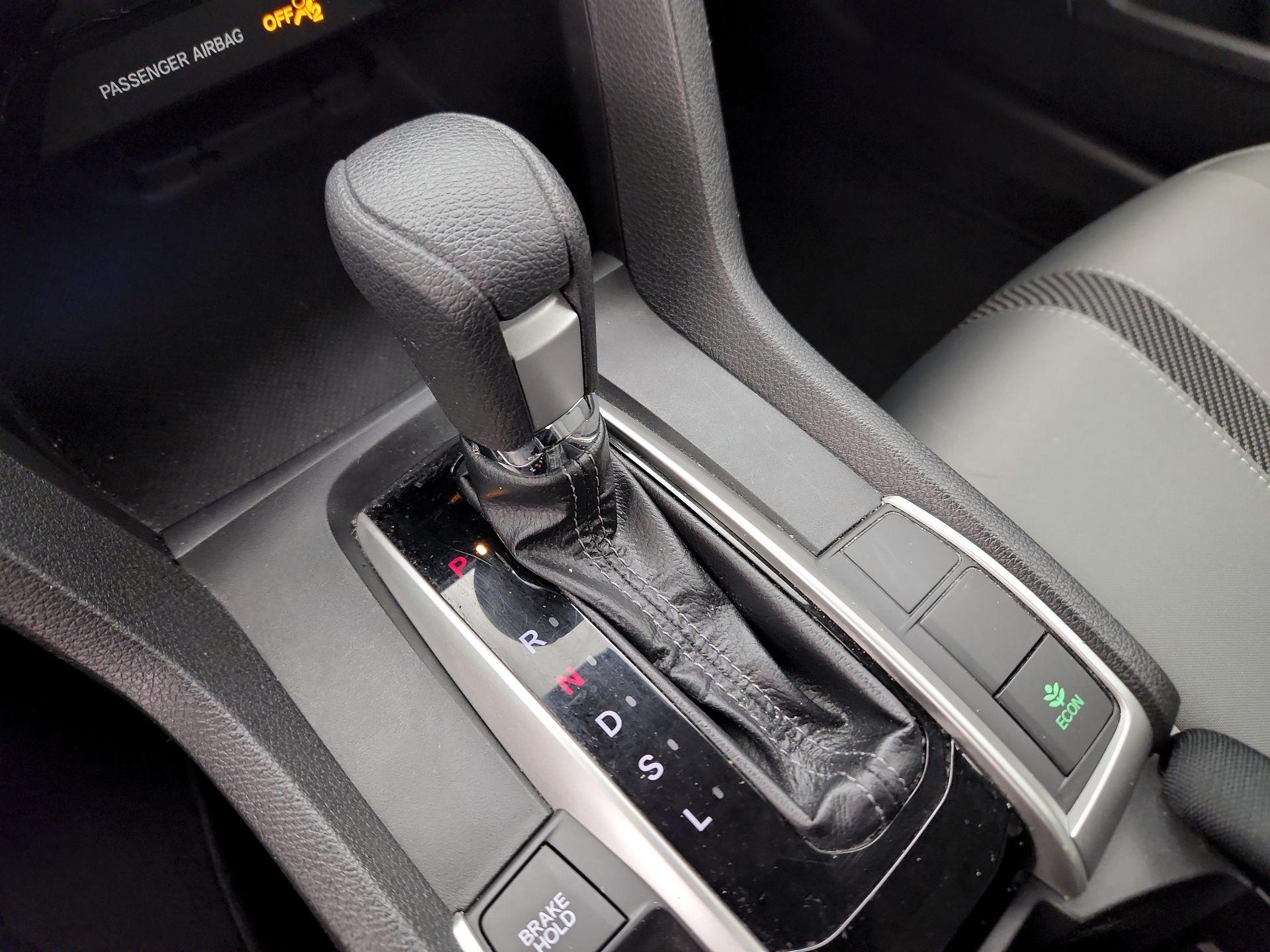 Thumbnail: 2017 Honda Civic - 17