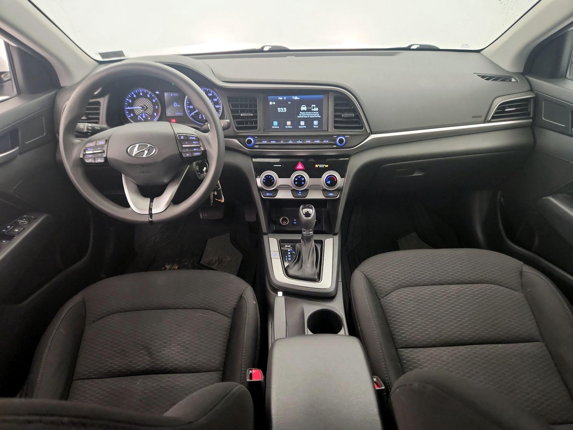 Thumbnail: 2019 Hyundai Elantra - 9