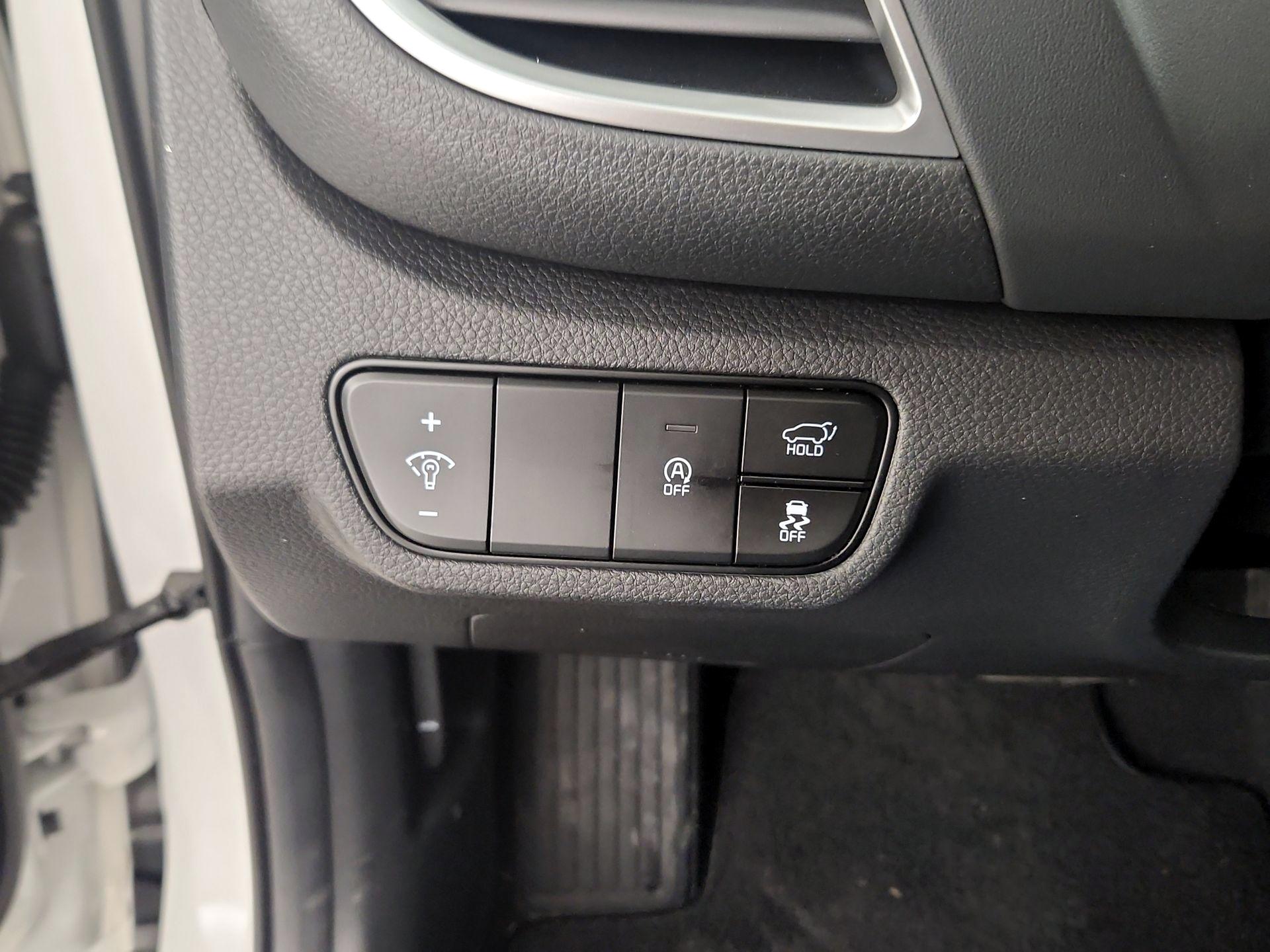 Thumbnail: 2025 Kia Seltos - 13