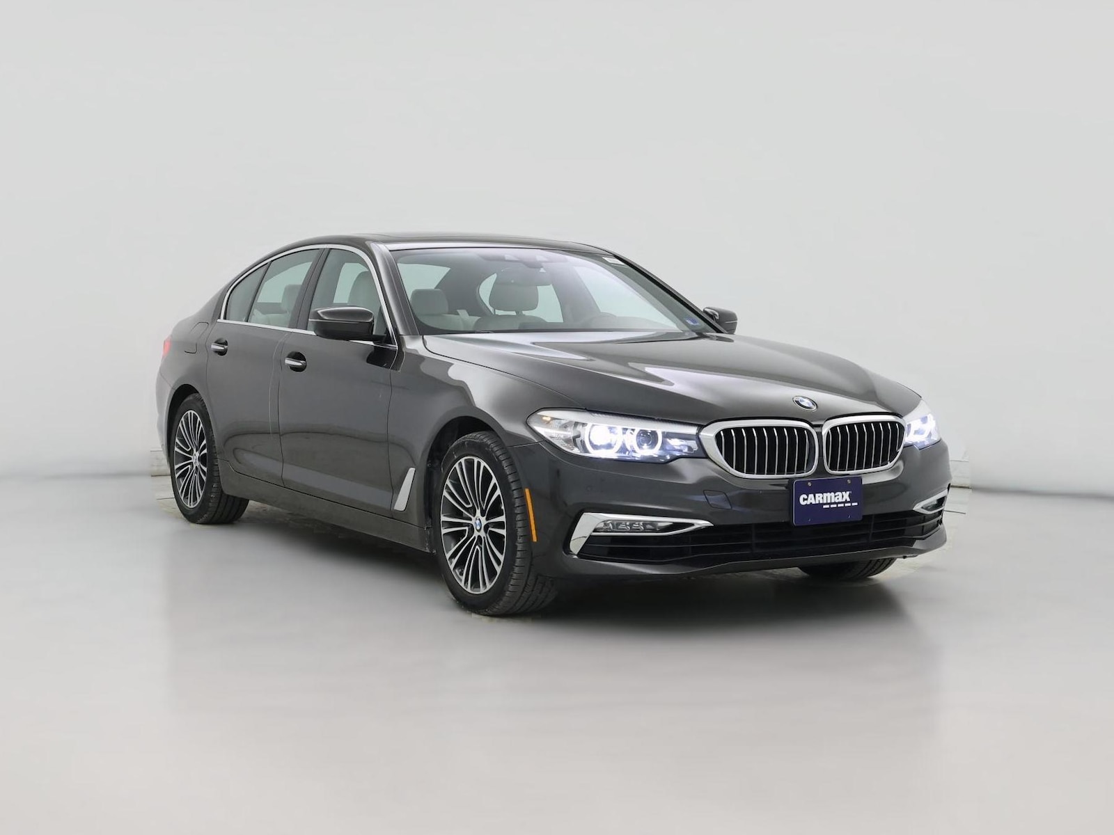 2018 BMW 5 Series 530i