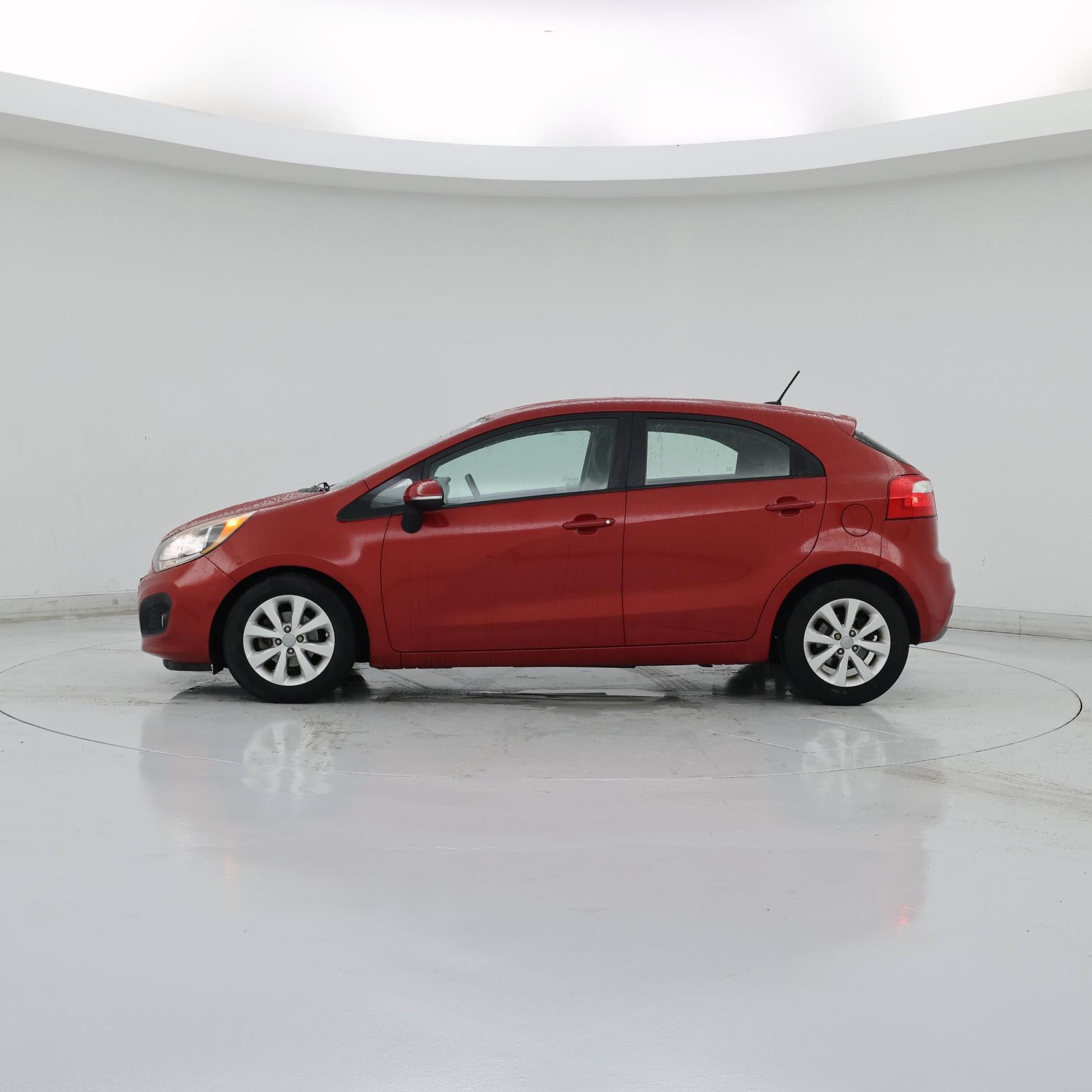 Thumbnail: 2014 Kia Rio5 - 3