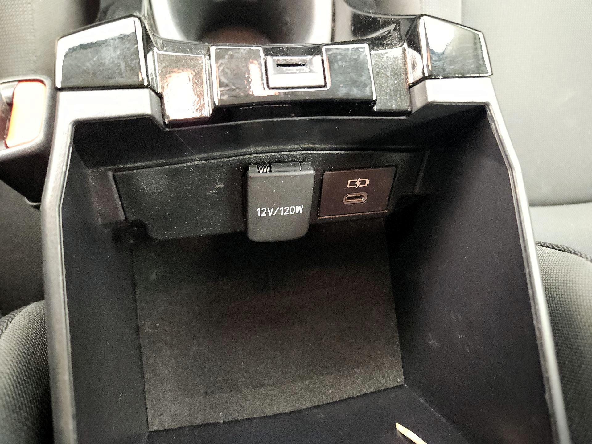 Thumbnail: 2022 Toyota Corolla - 18