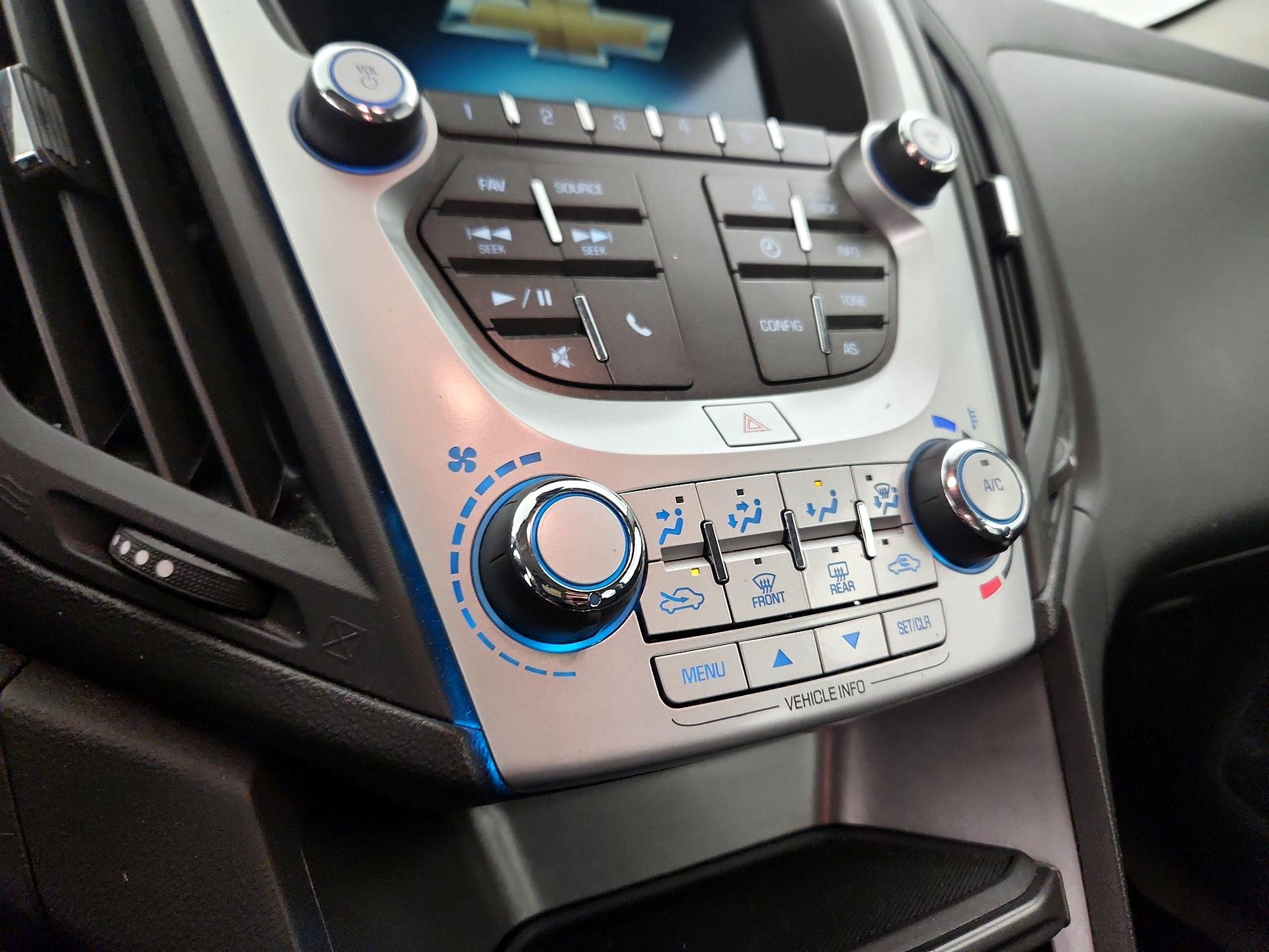 Thumbnail: 2017 Chevrolet Equinox - 16