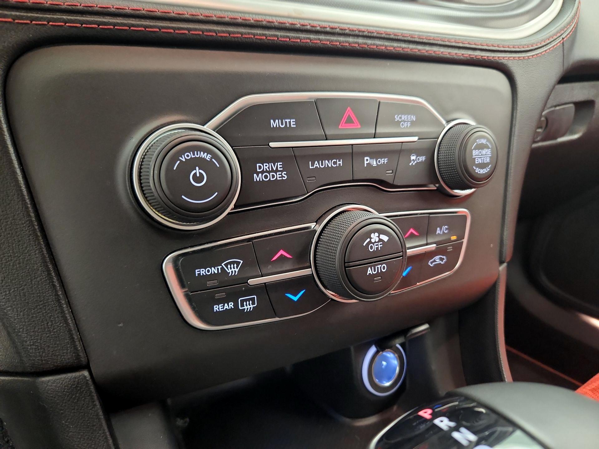 Thumbnail: 2022 Dodge Charger - 16