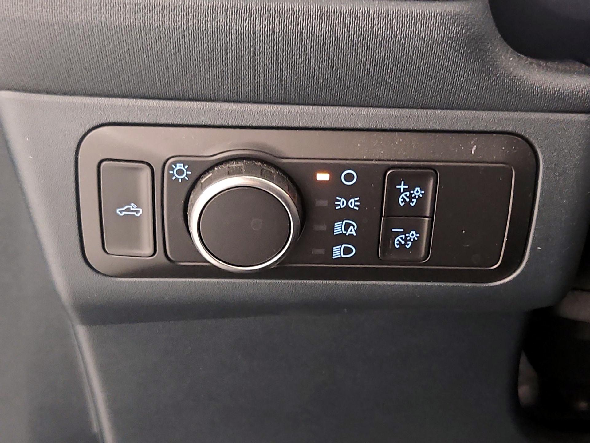 Thumbnail: 2022 Ford Maverick - 13