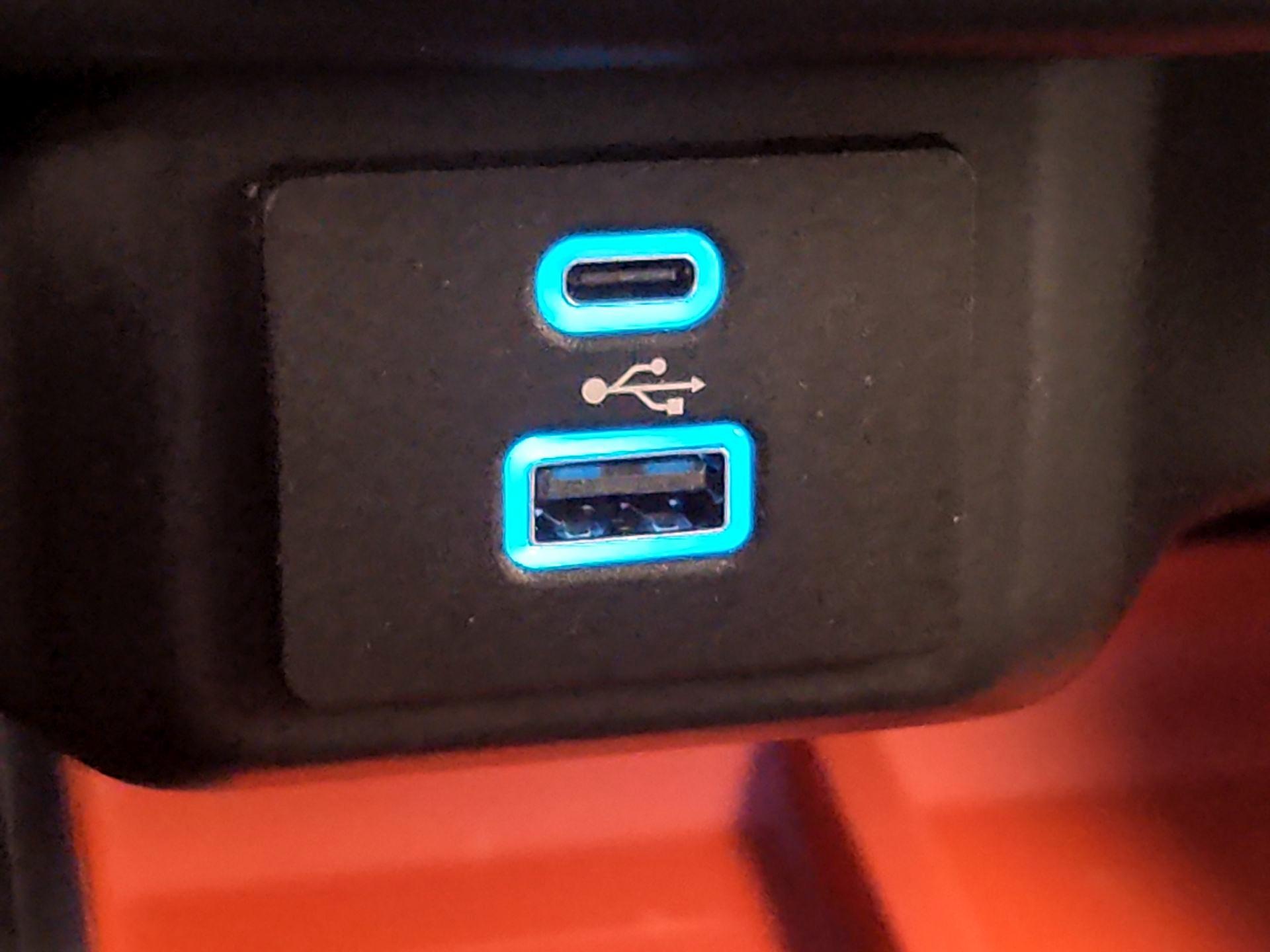 Thumbnail: 2022 Ford Maverick - 18