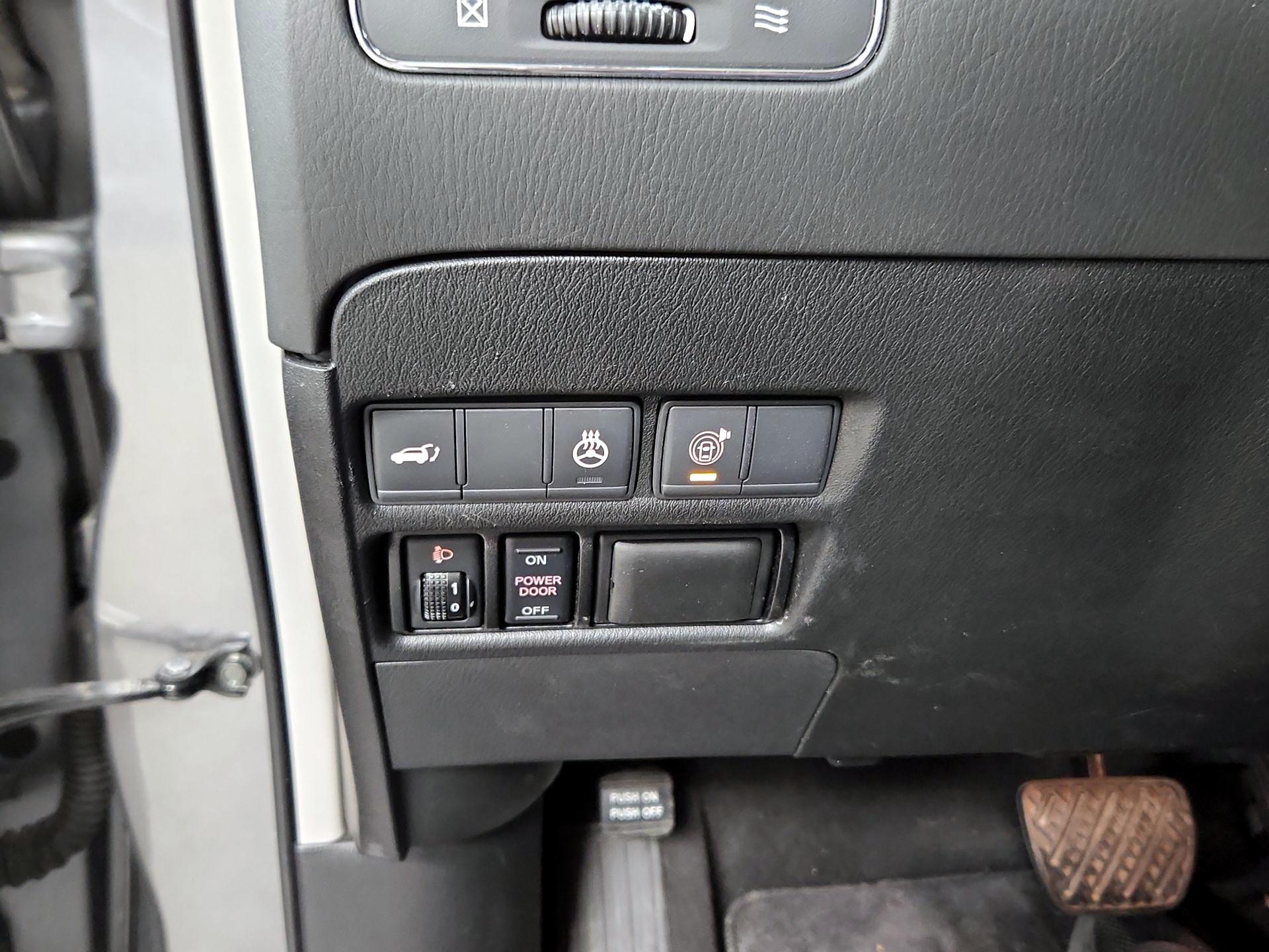 Thumbnail: 2018 Nissan Armada - 13