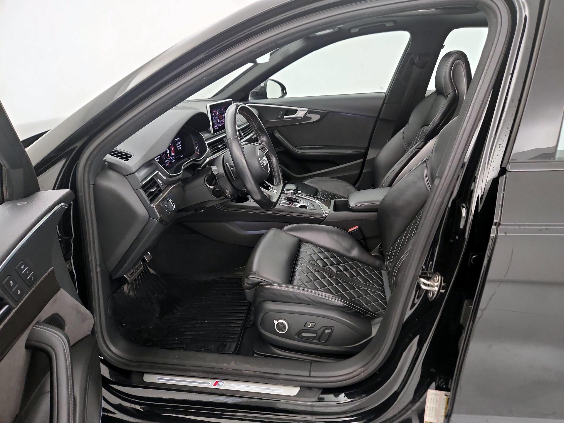 Thumbnail: 2018 Audi S4 - 11