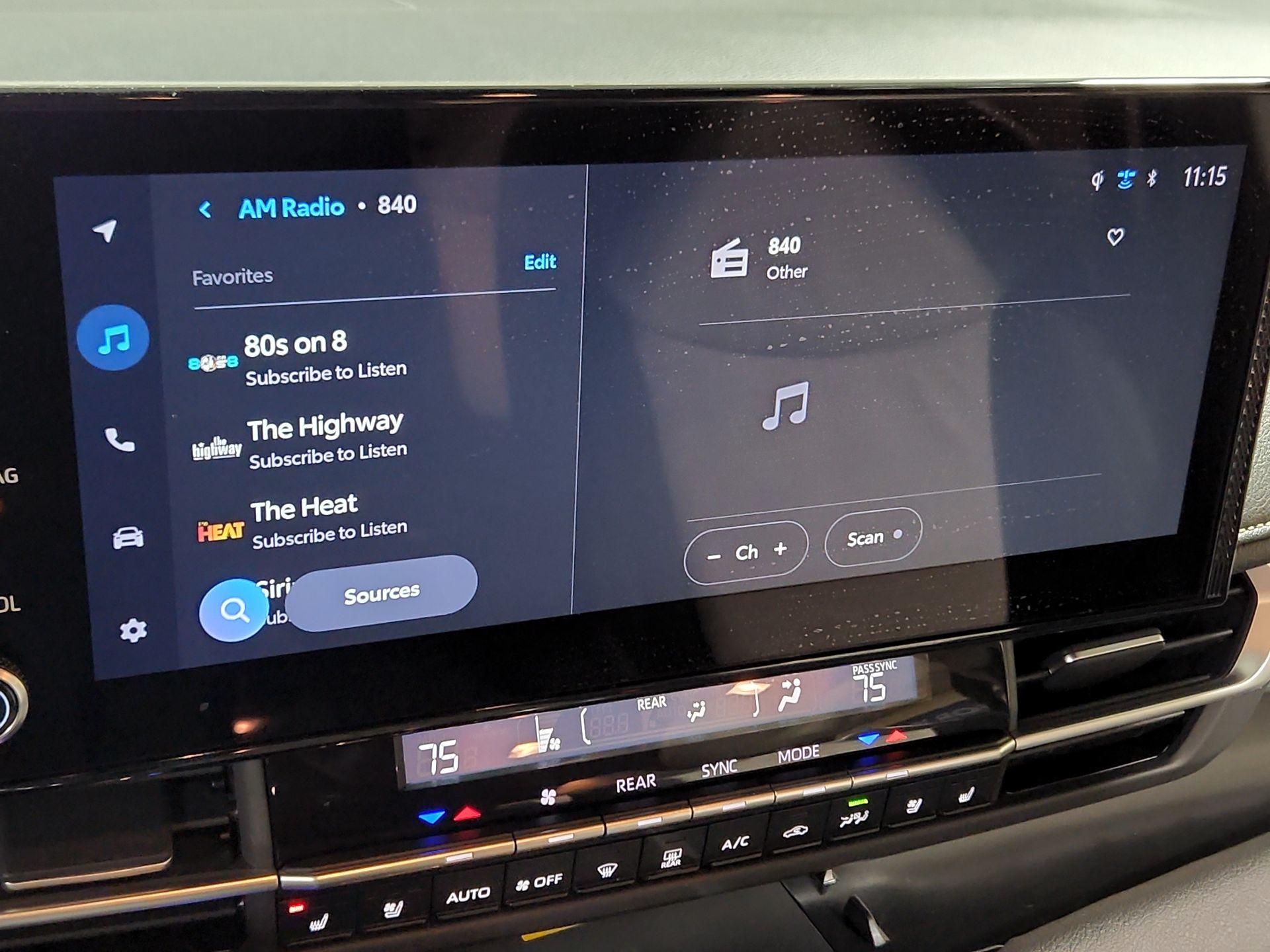 Thumbnail: 2025 Toyota Sienna - 14