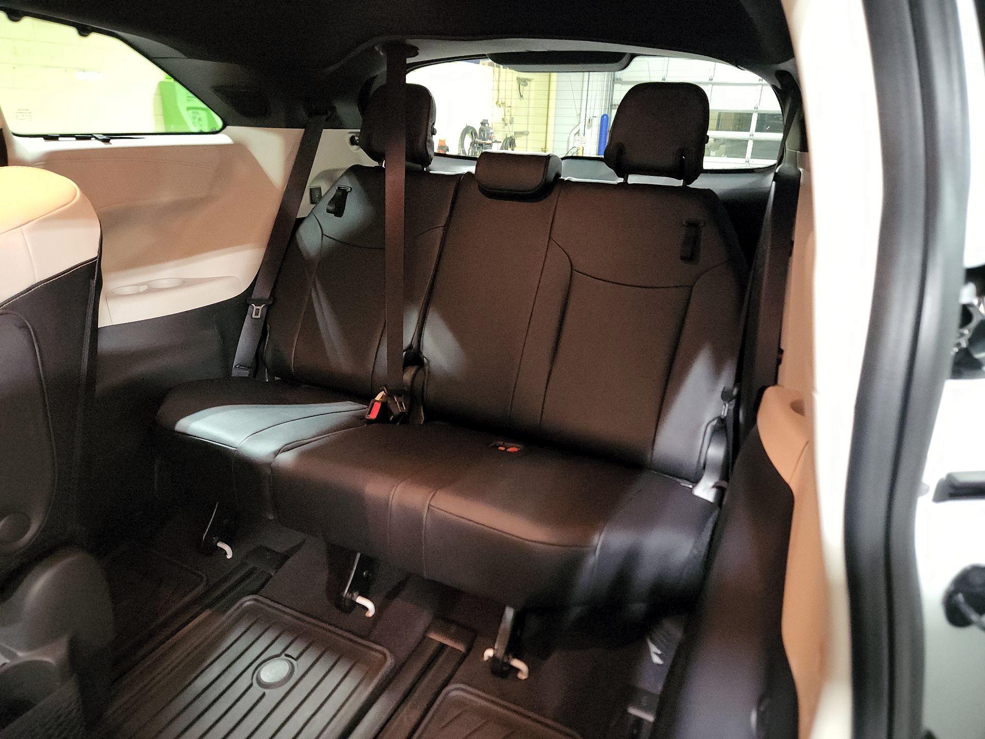 Thumbnail: 2025 Toyota Sienna - 20