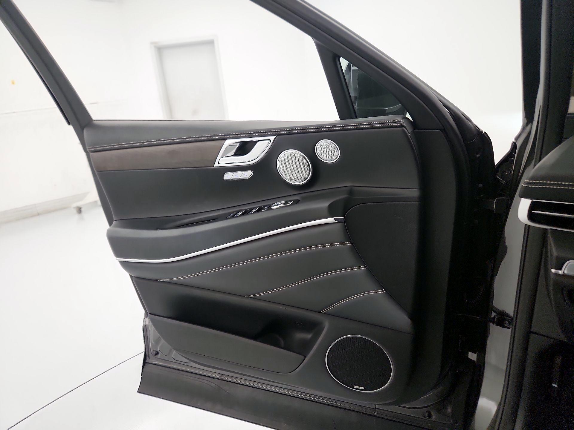 Thumbnail: 2024 Genesis GV80 - 12