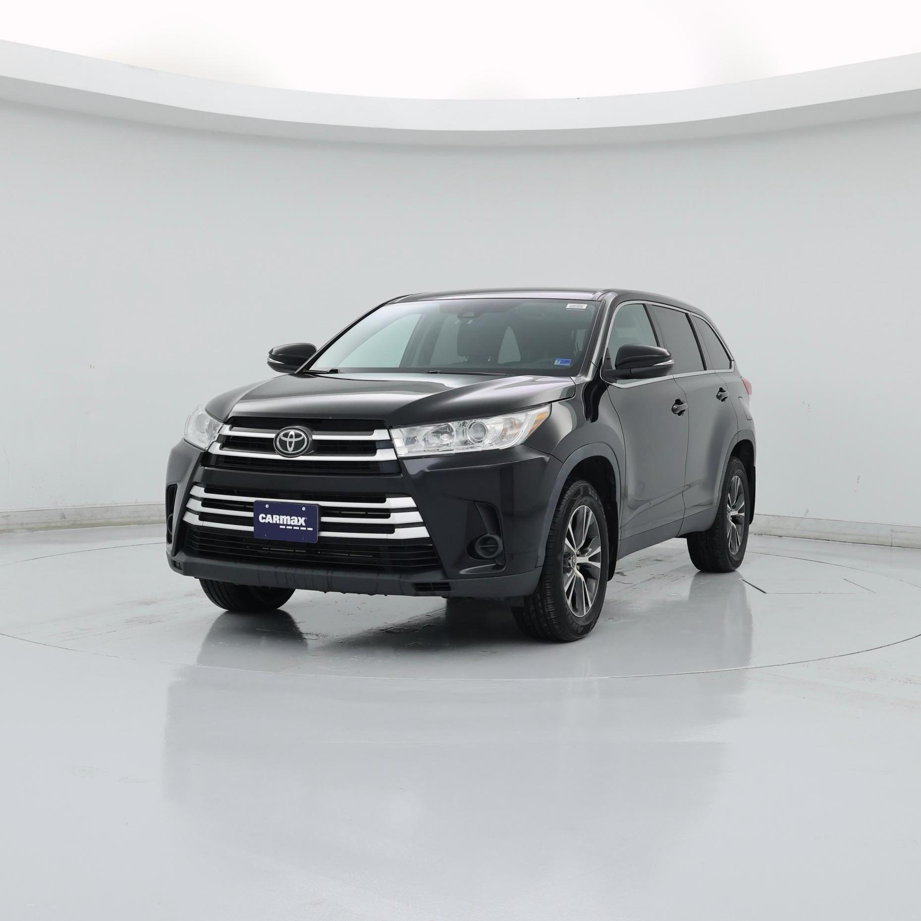 Thumbnail: 2019 Toyota Highlander - 4