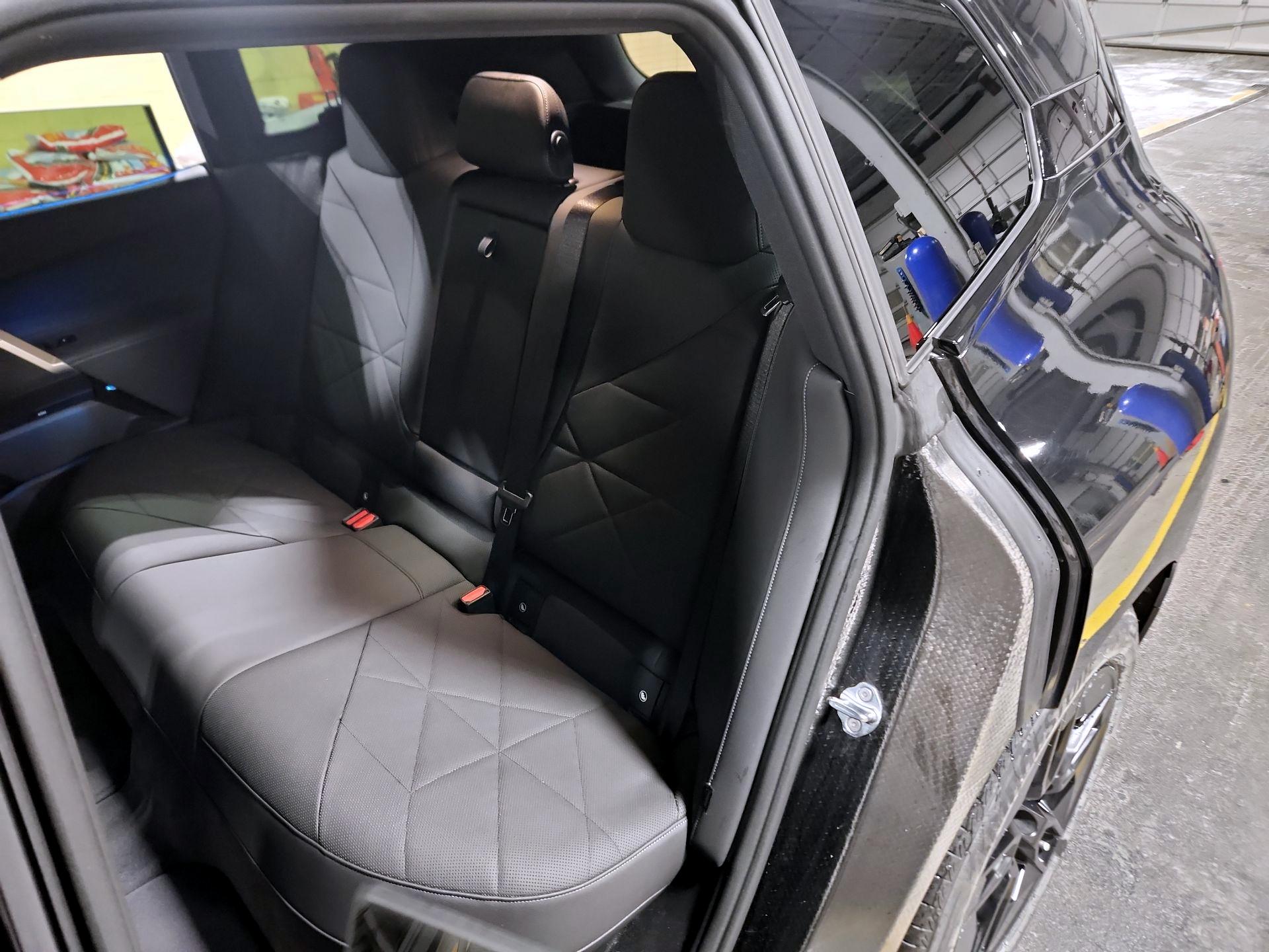 Thumbnail: 2022 BMW iX - 19