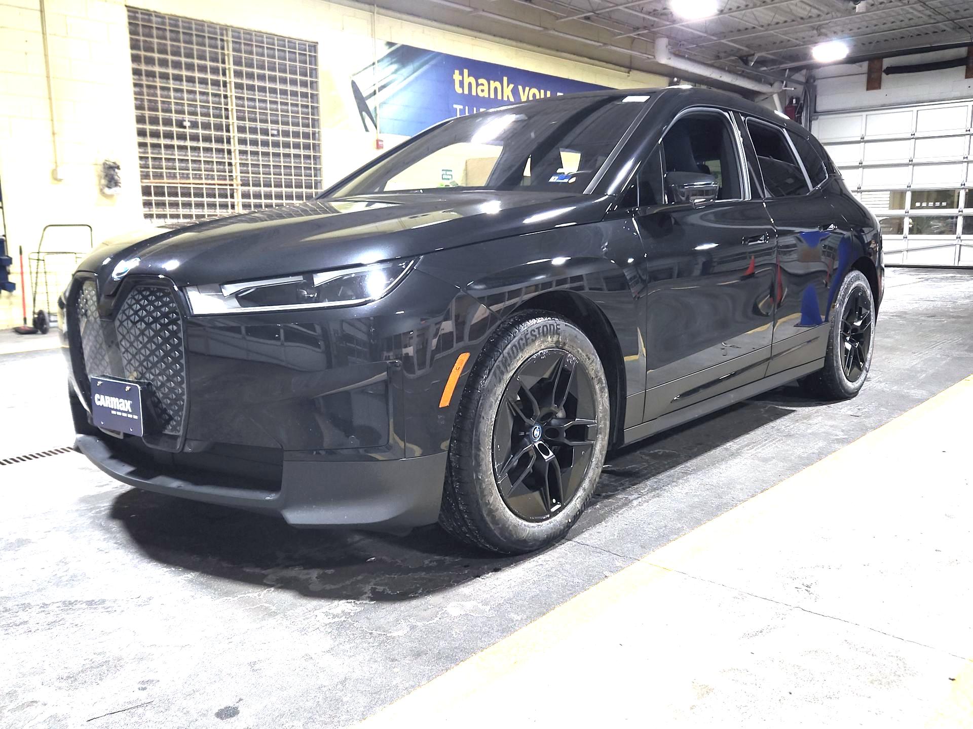 Thumbnail: 2022 BMW iX - 3