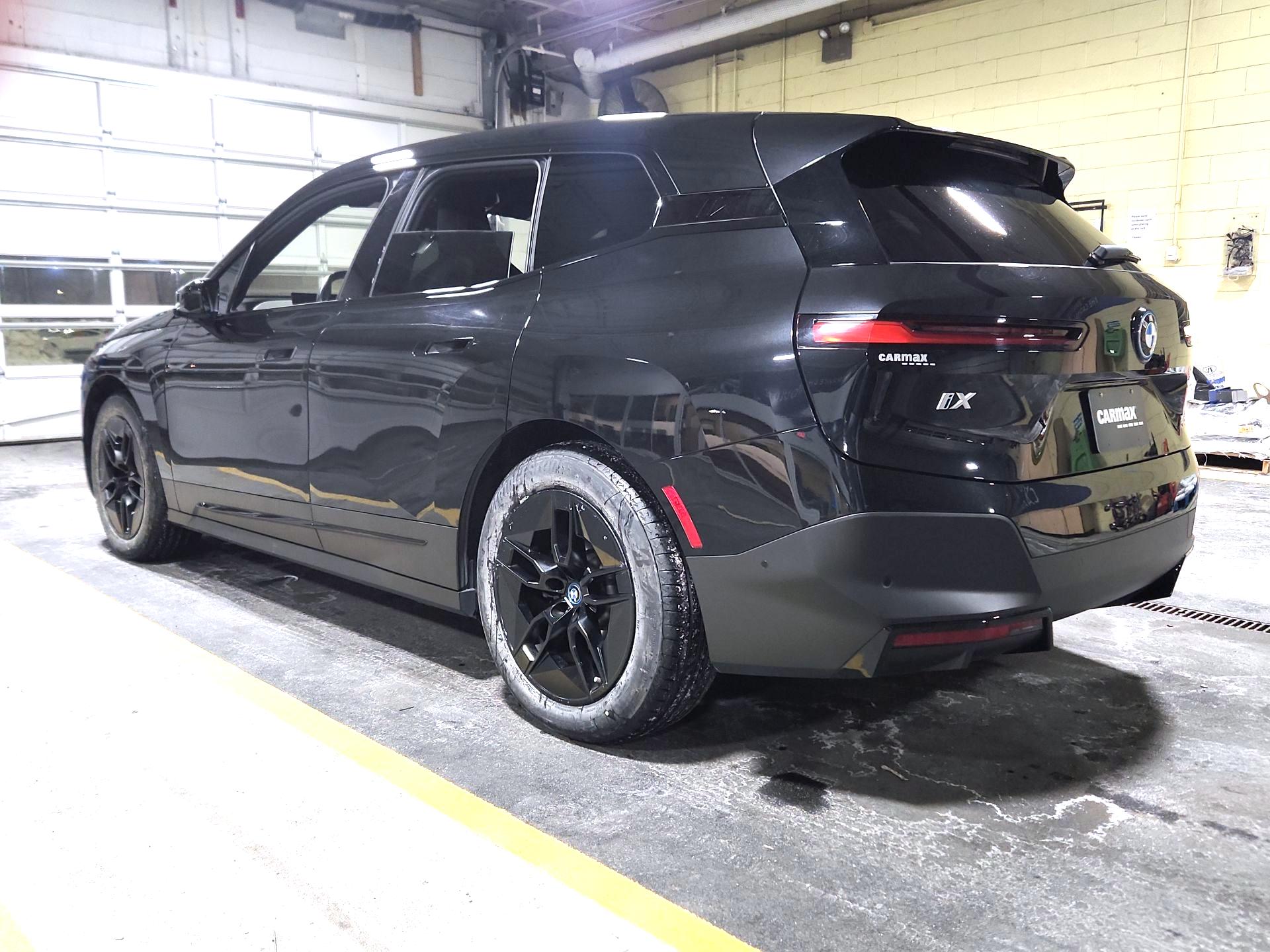 Thumbnail: 2022 BMW iX - 7