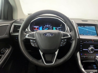 Steering Wheel & Instrument Cluster (On)
