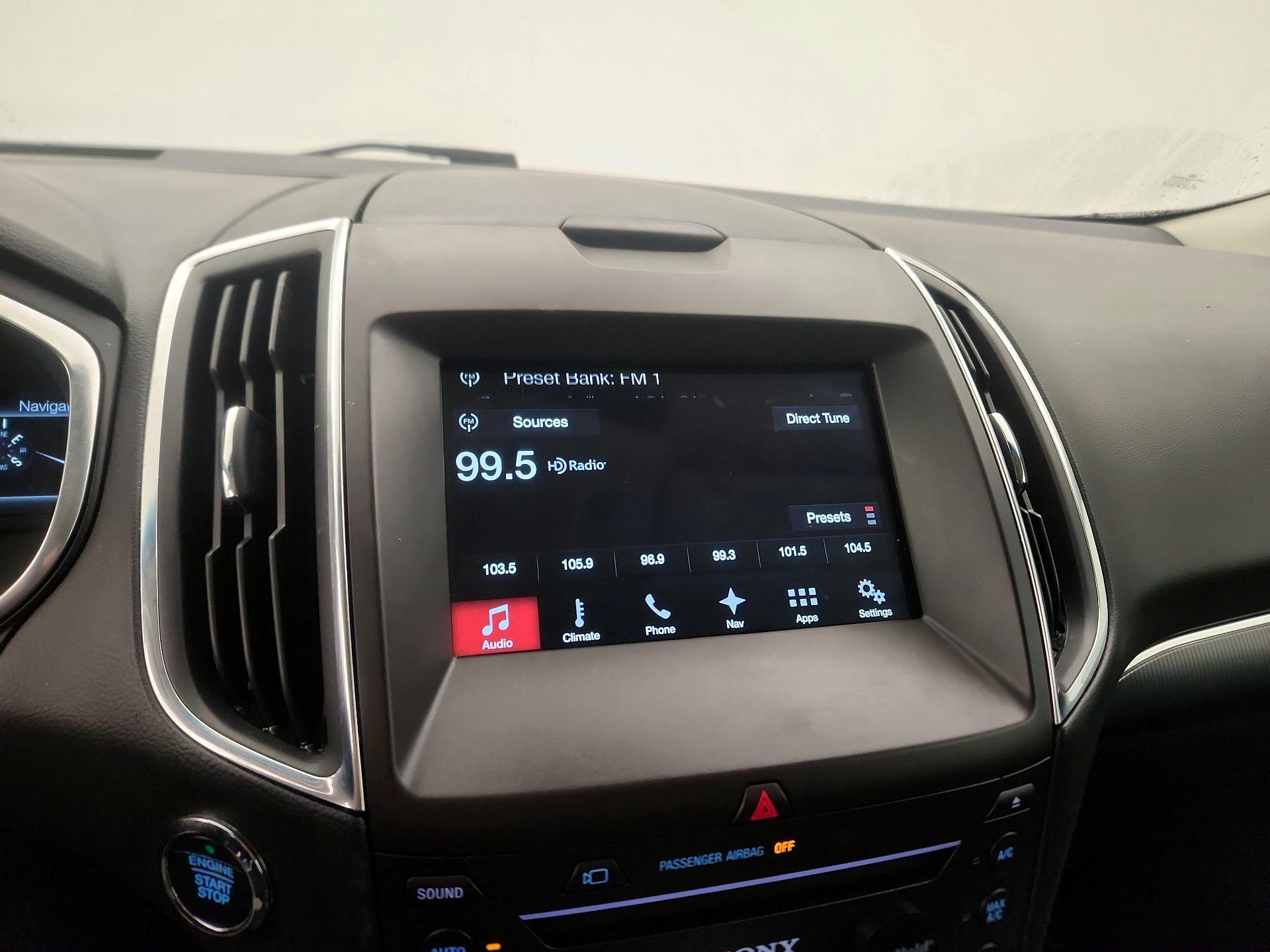 Thumbnail: 2018 Ford Edge - 16