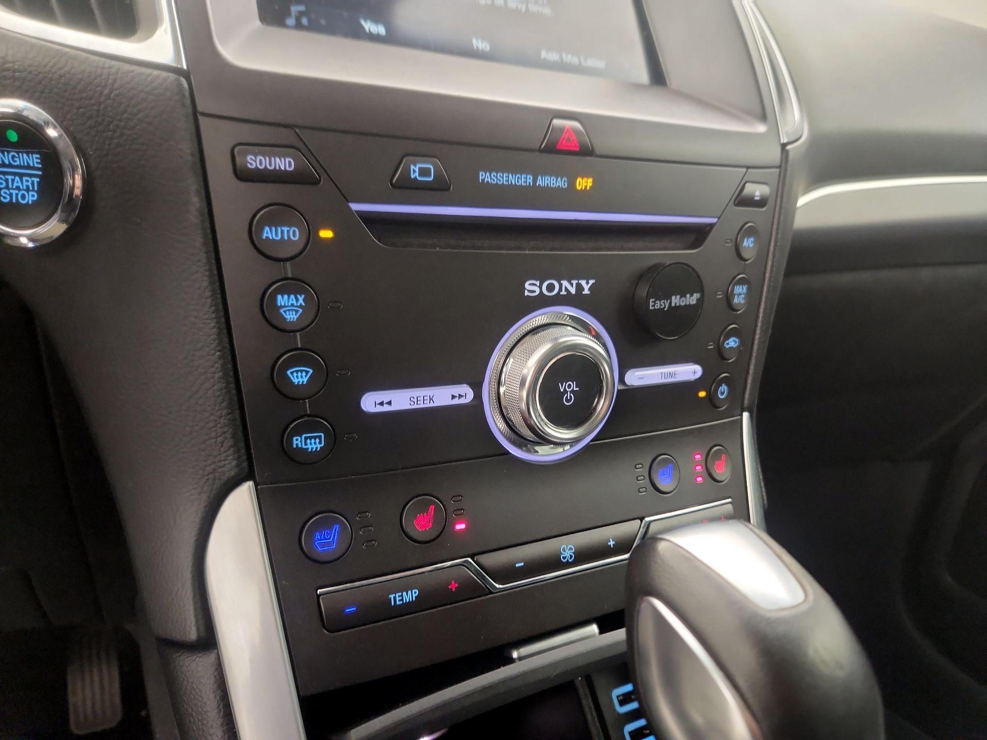 Thumbnail: 2018 Ford Edge - 17