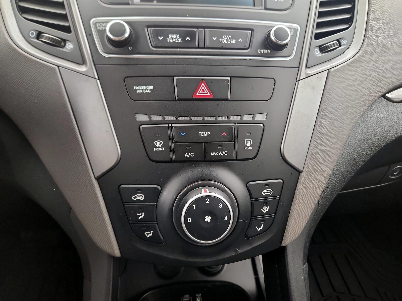 2017 Hyundai Santa Fe Sport - Photo 17