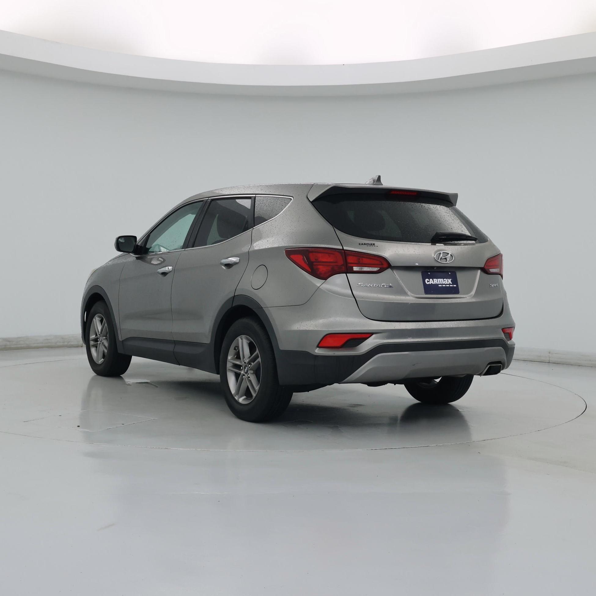 Thumbnail: 2017 Hyundai Santa Fe - 2