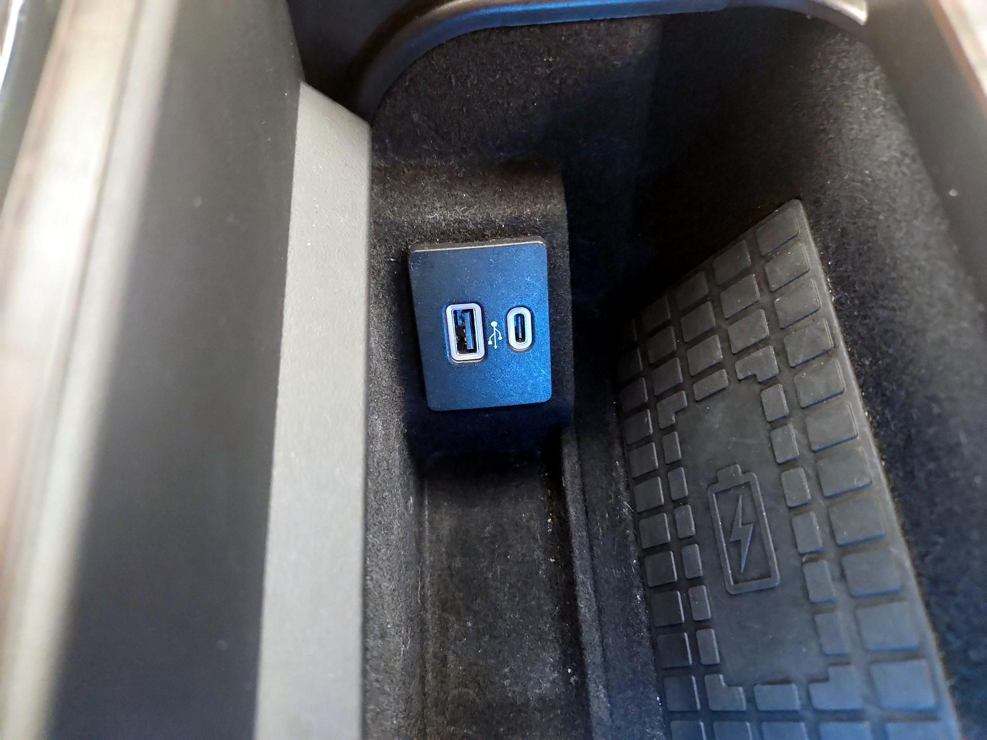 Thumbnail: 2020 Lincoln Navigator - 19