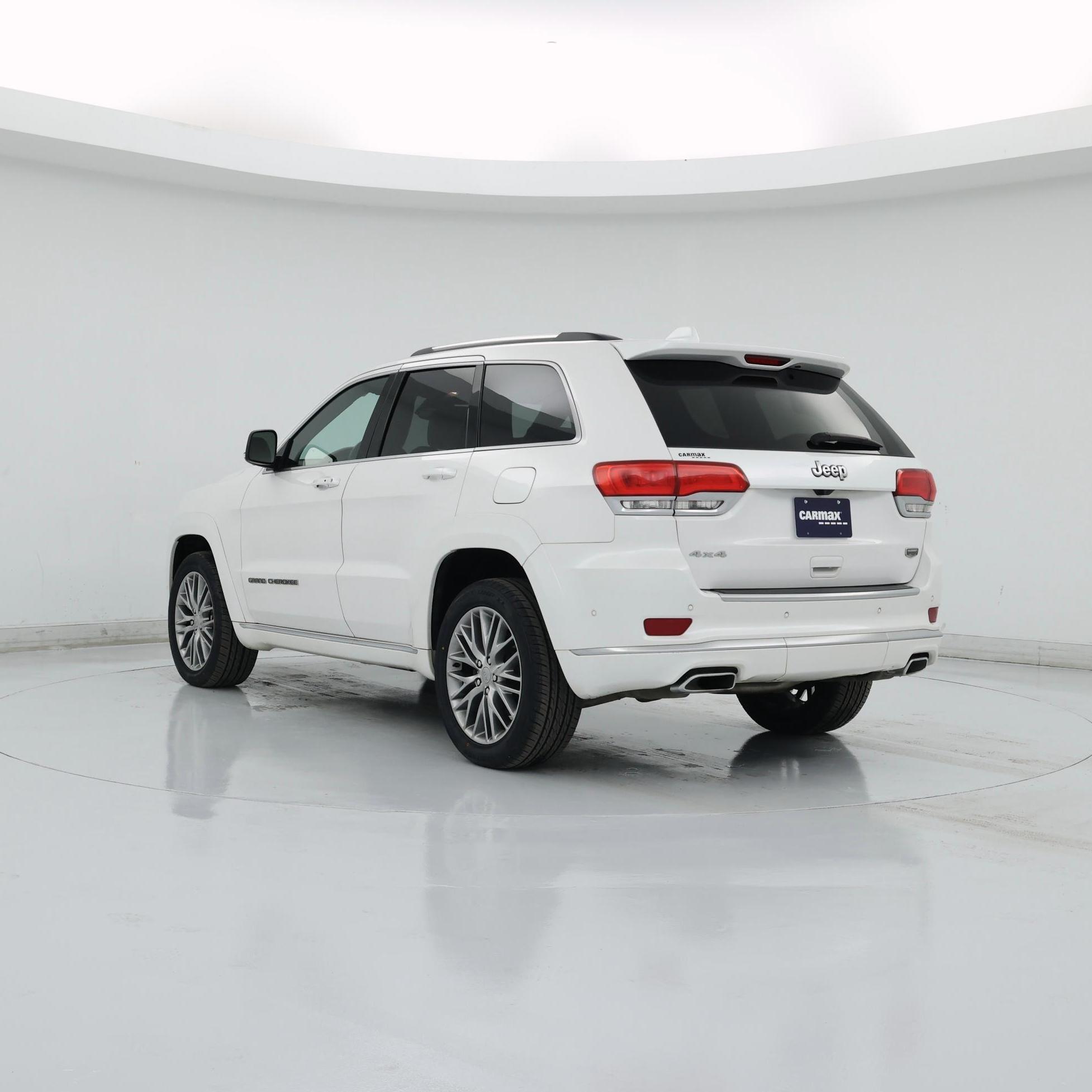 Thumbnail: 2017 Jeep Grand Cherokee - 2